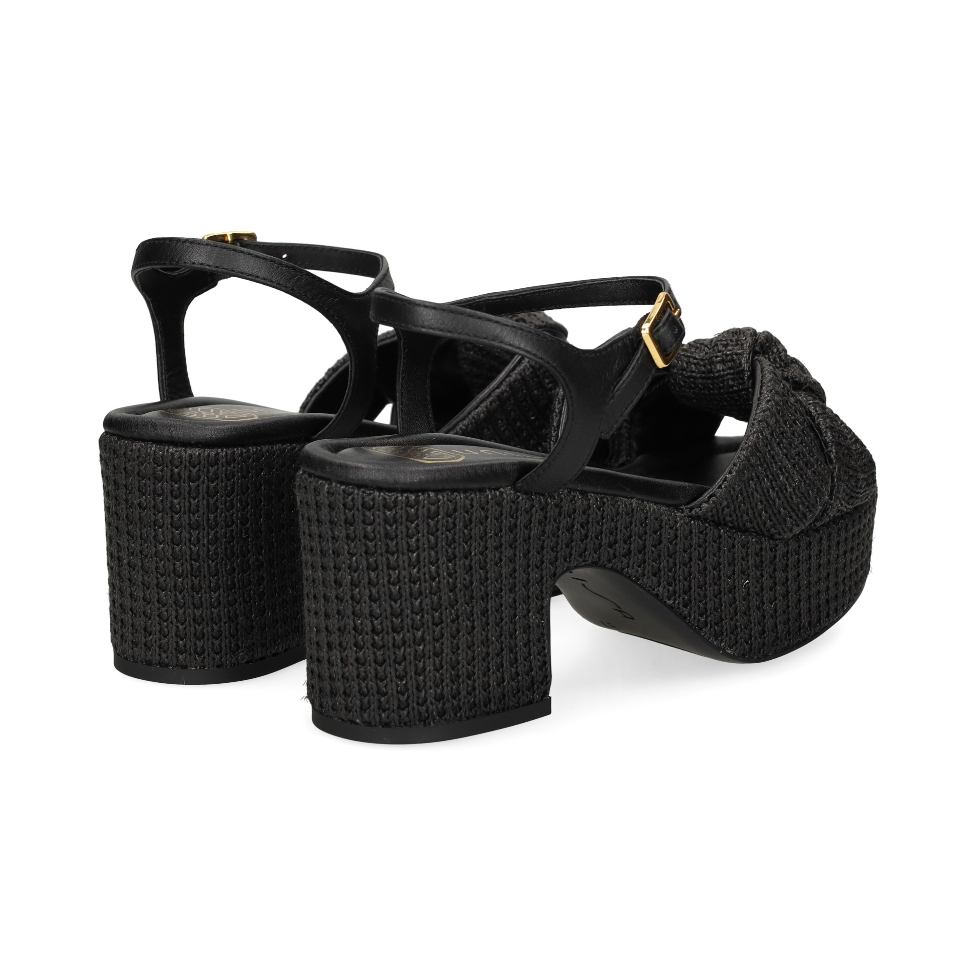 sandalia-anudada-rafia-negro