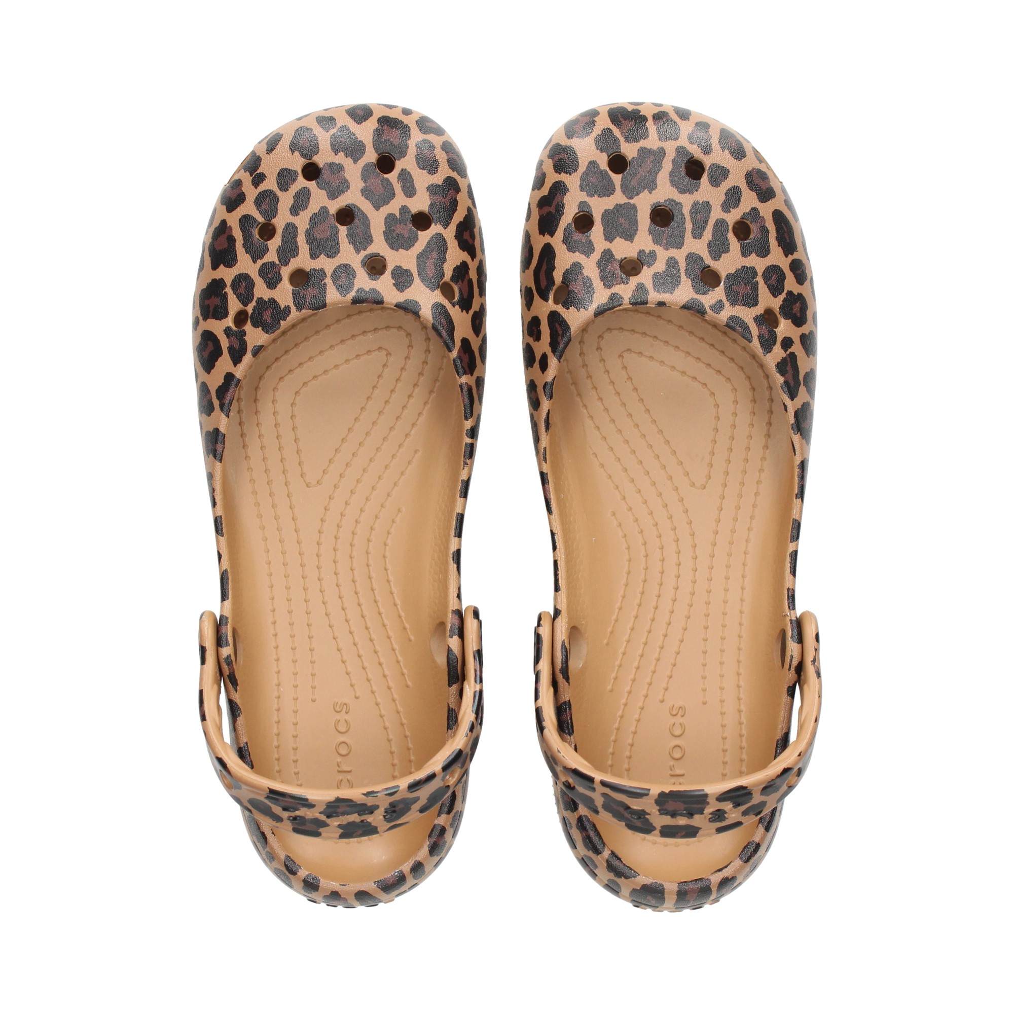 bailarina-leopardo-cuero