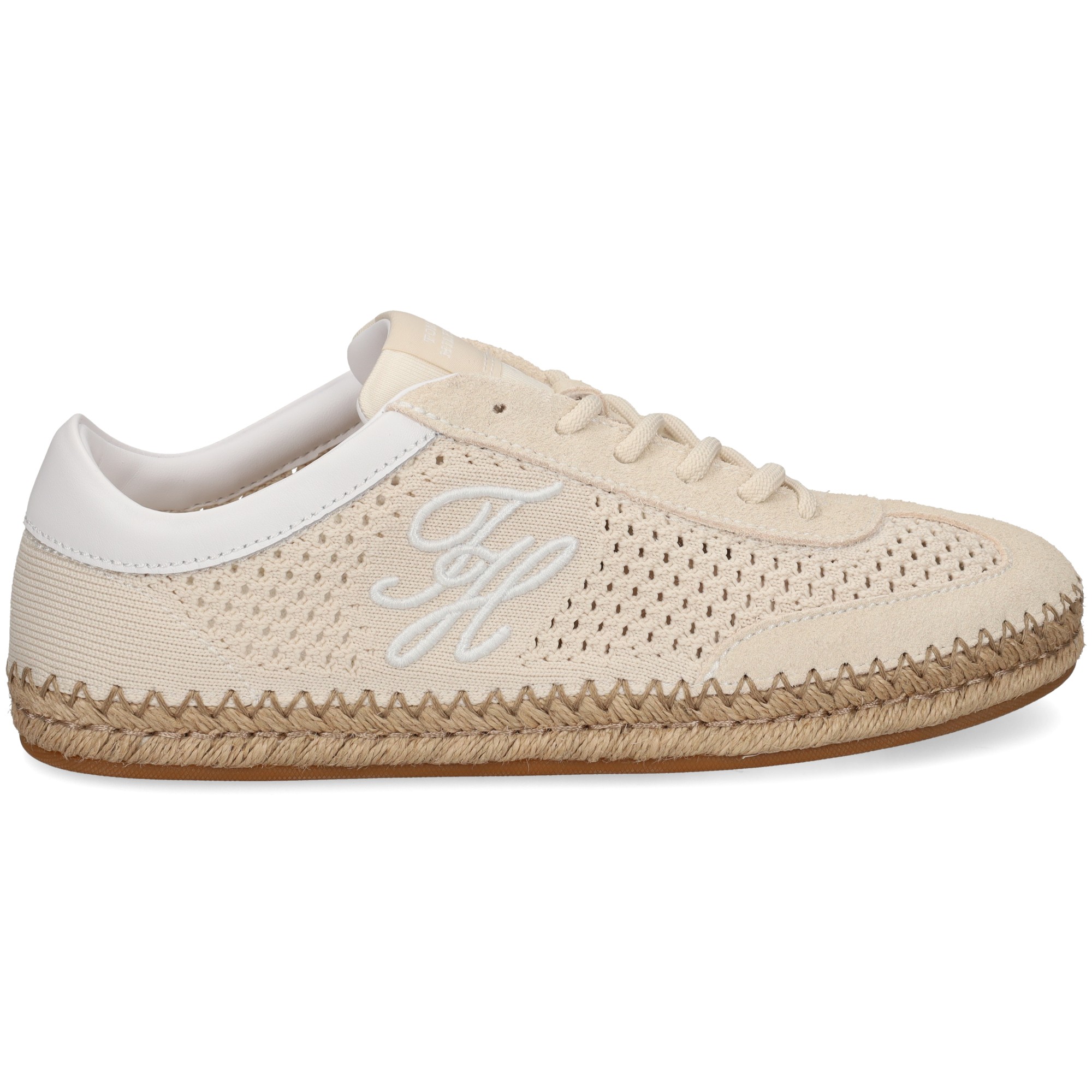 deportivo-crochet-beige