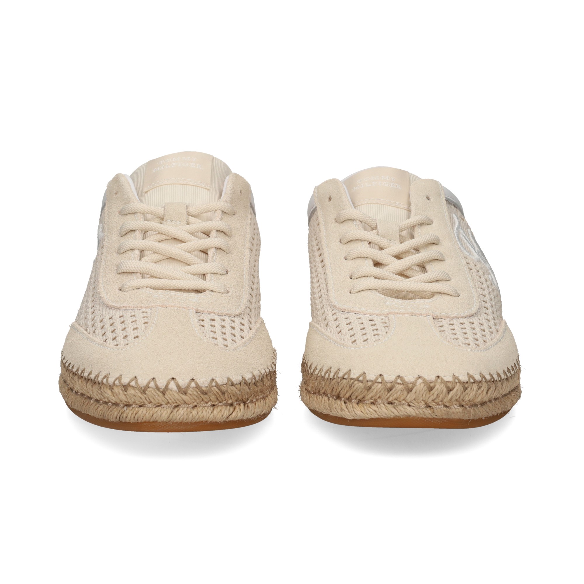 deportivo-crochet-beige