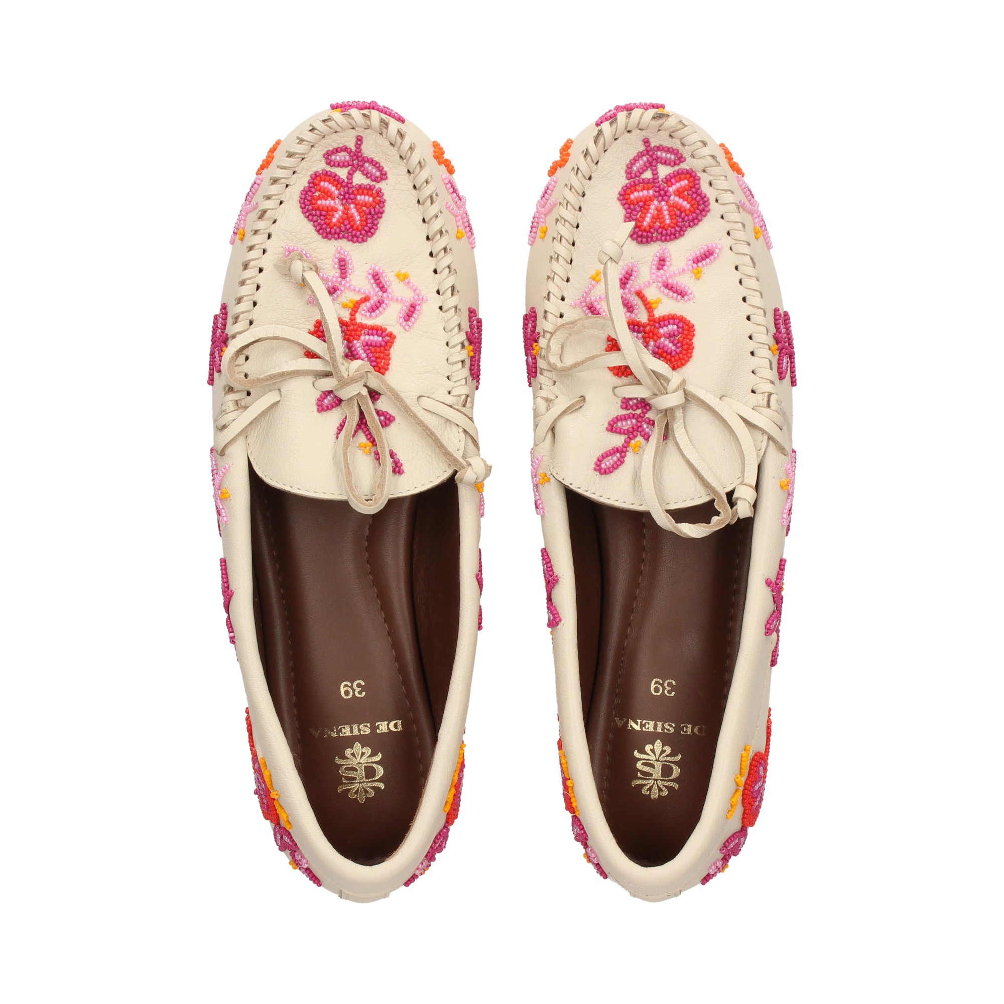 mocasin-cuentas-flores-rosa-hielo