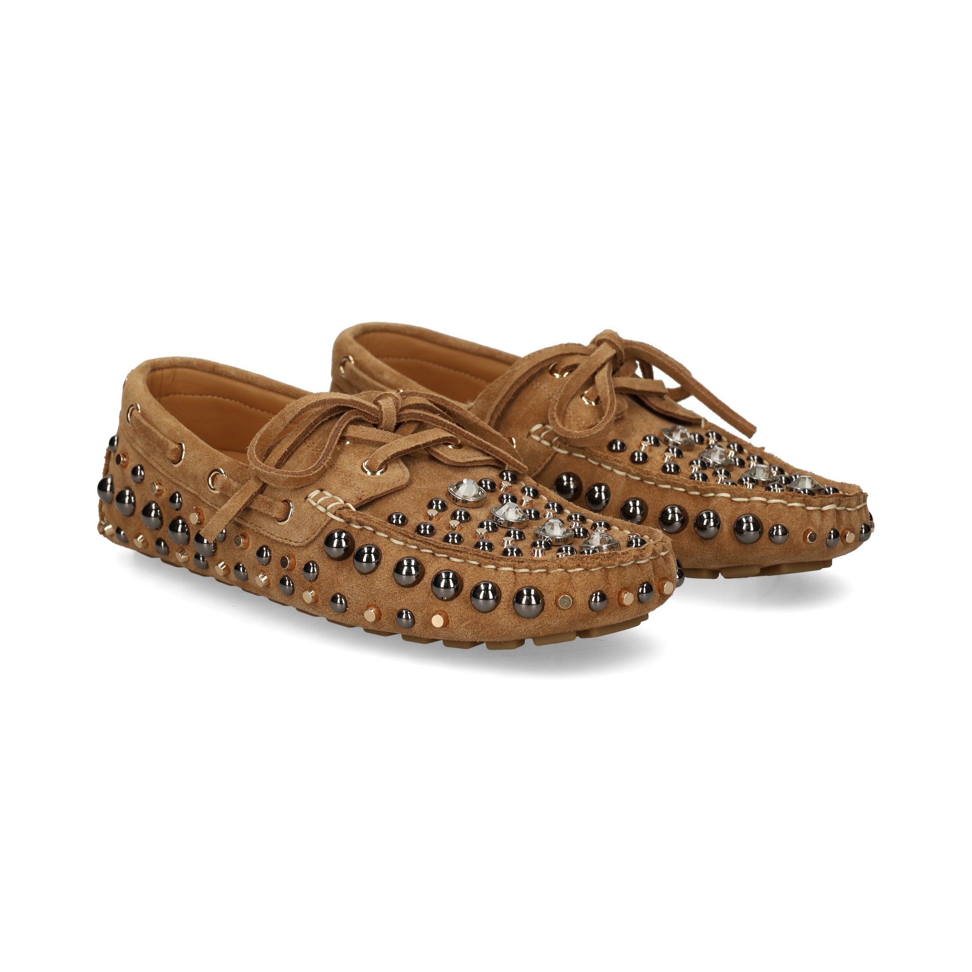 mocasin-ante-tachuelas-camel