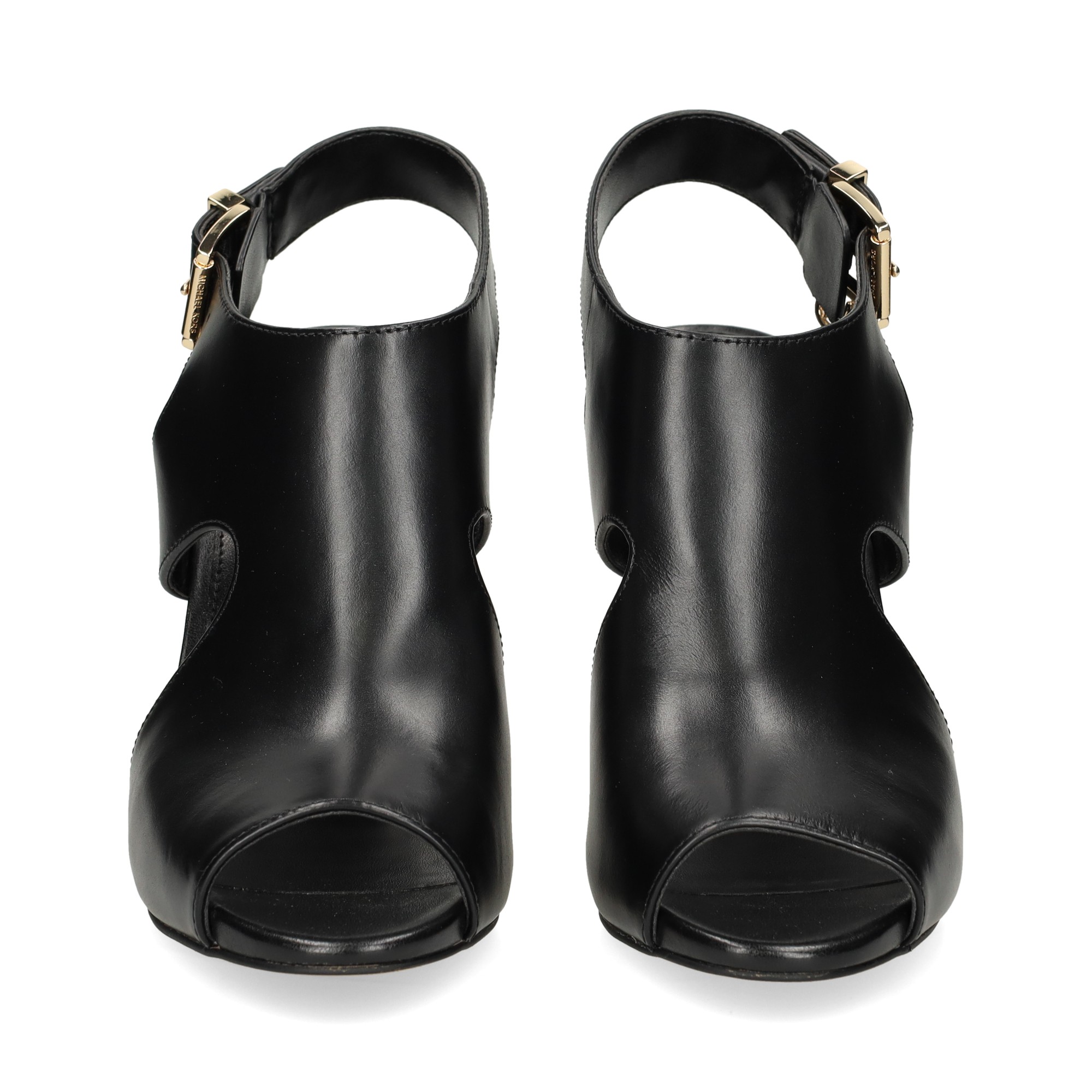 sandalia-pala-ancha-piel-negro