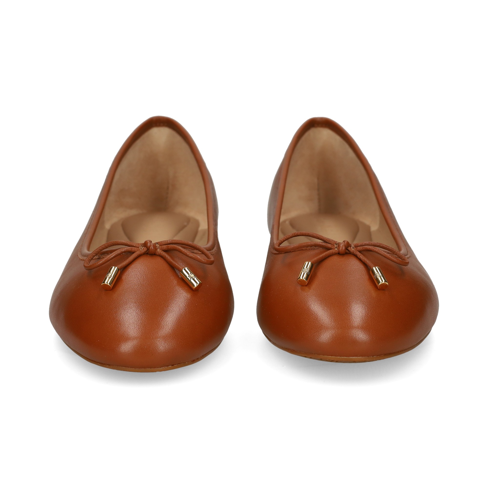 bailarina-cordon-piel-cuero