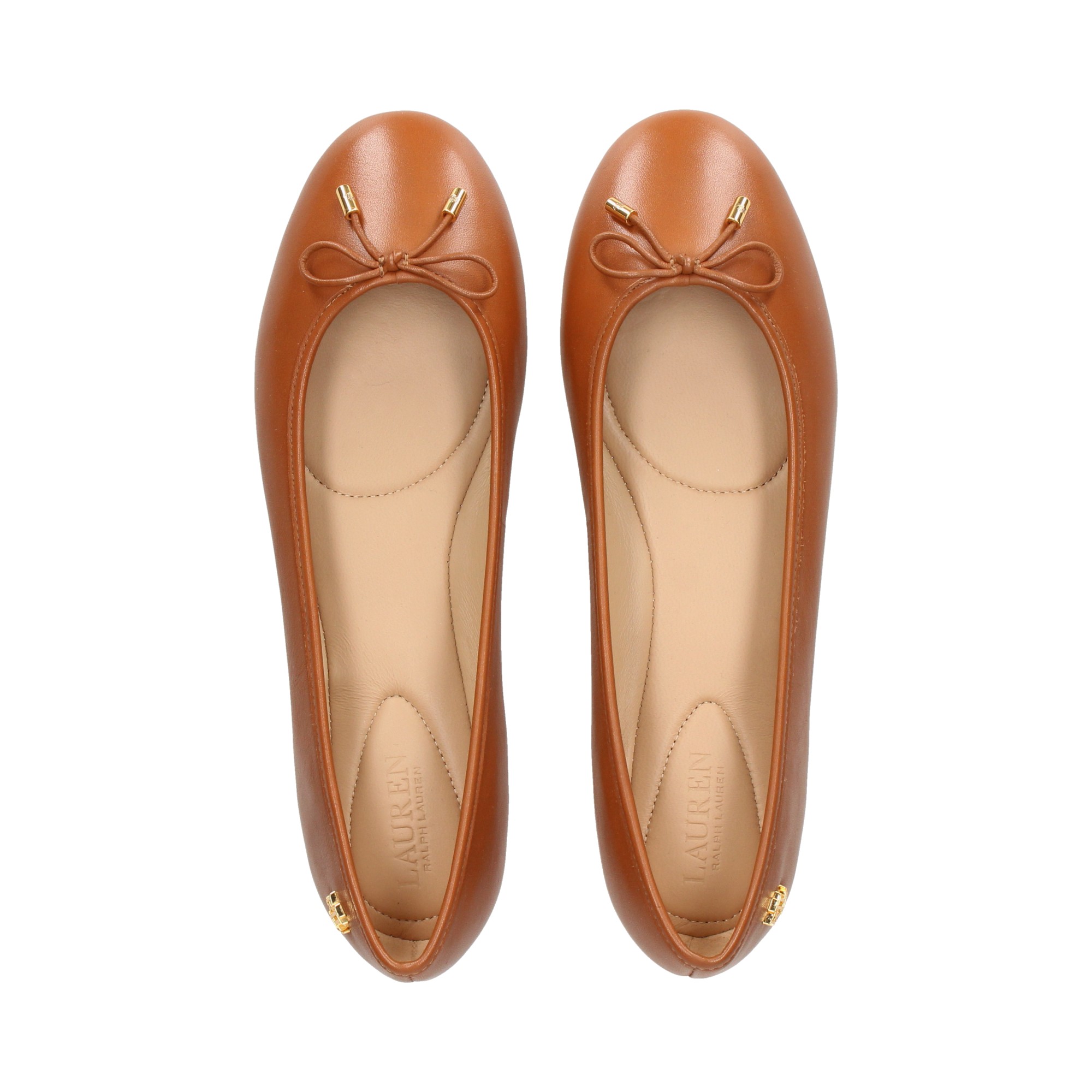 bailarina-cordon-piel-cuero