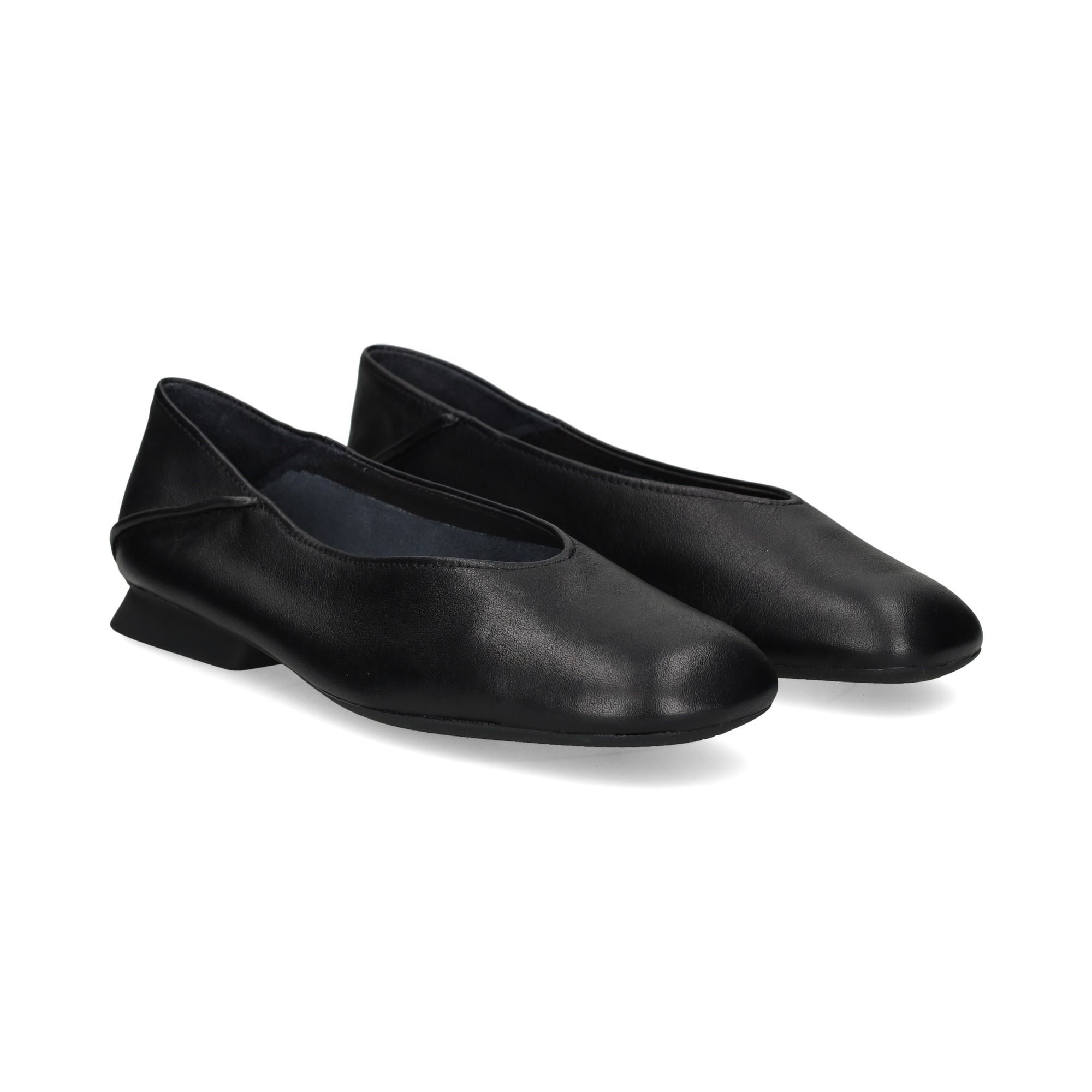 bailarina-costura-talon-piel-negro