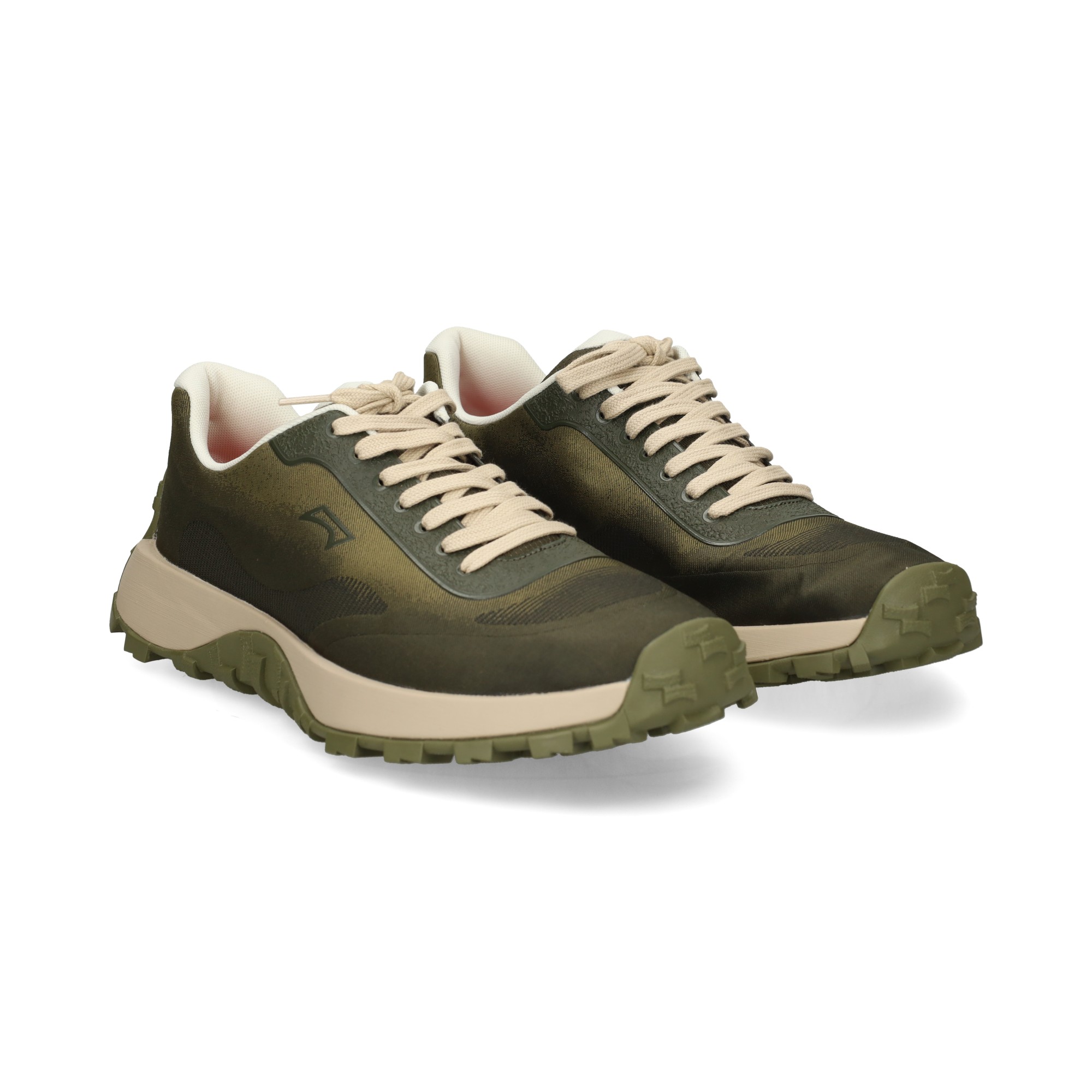 deportivo-nylon-kaki