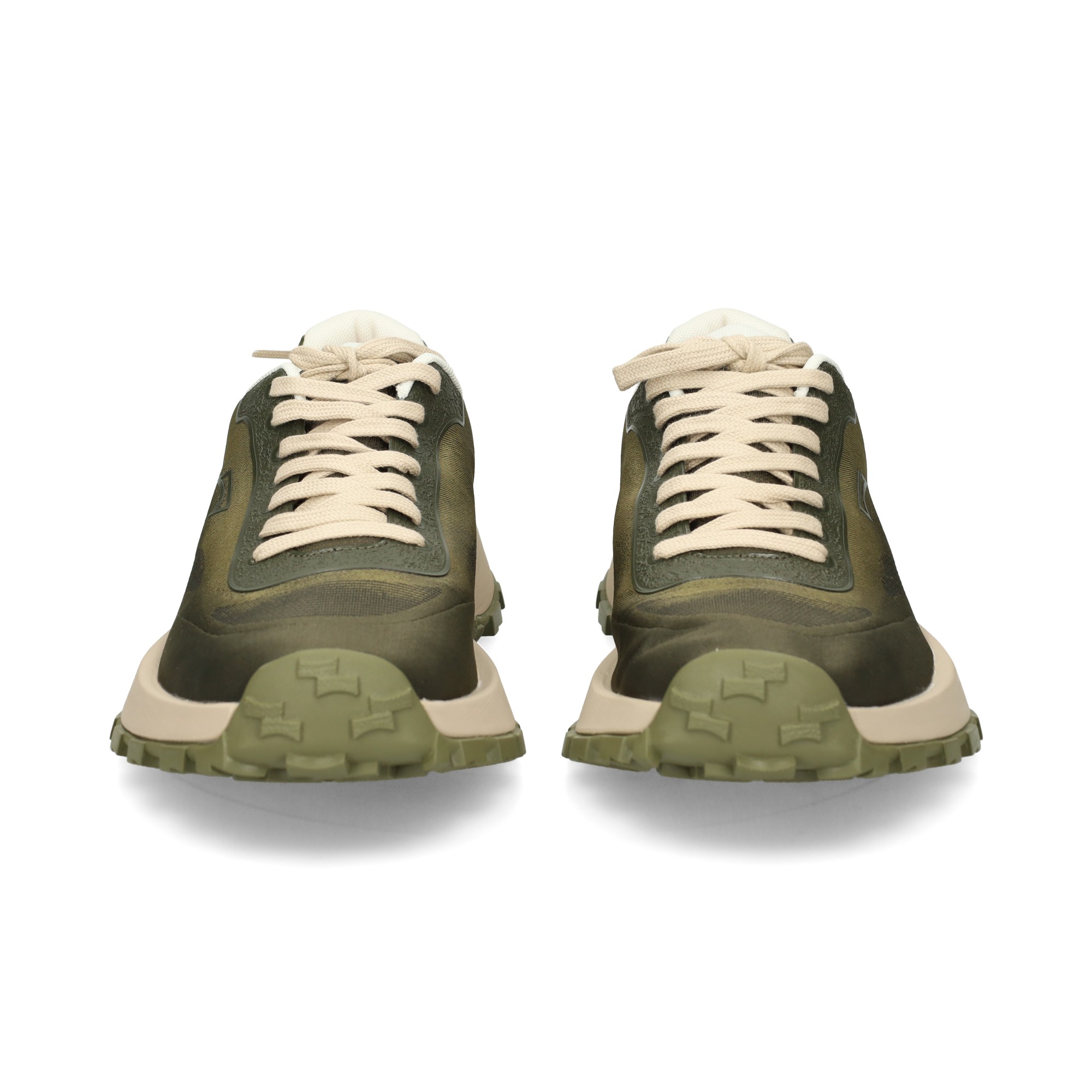 deportivo-nylon-kaki