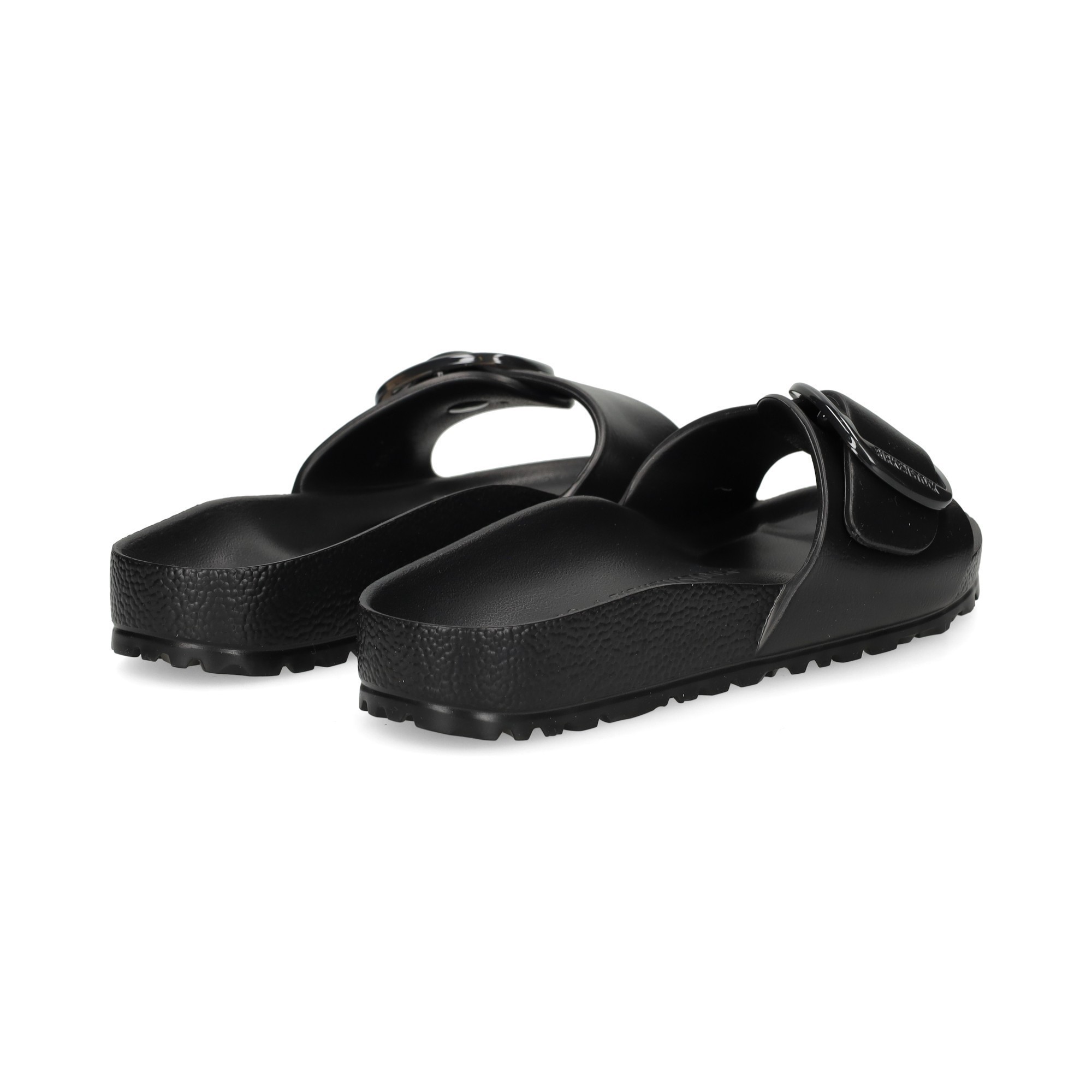 sandalia-hebilla-grande-goma-negro