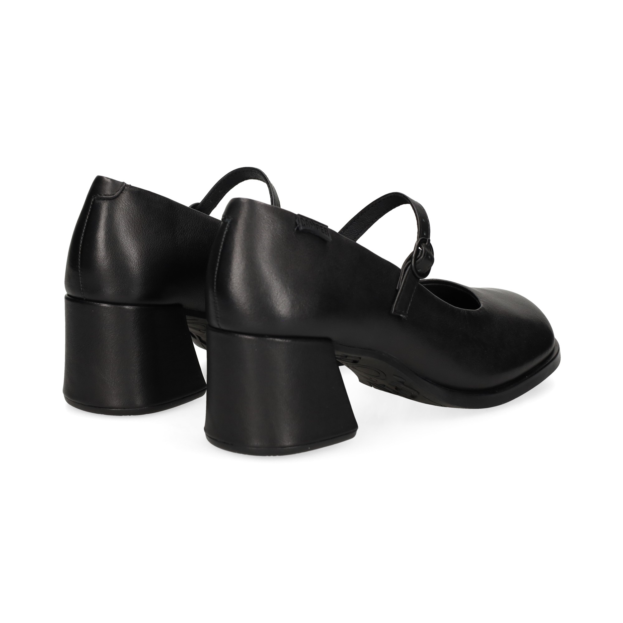 mercedes-piel-negro