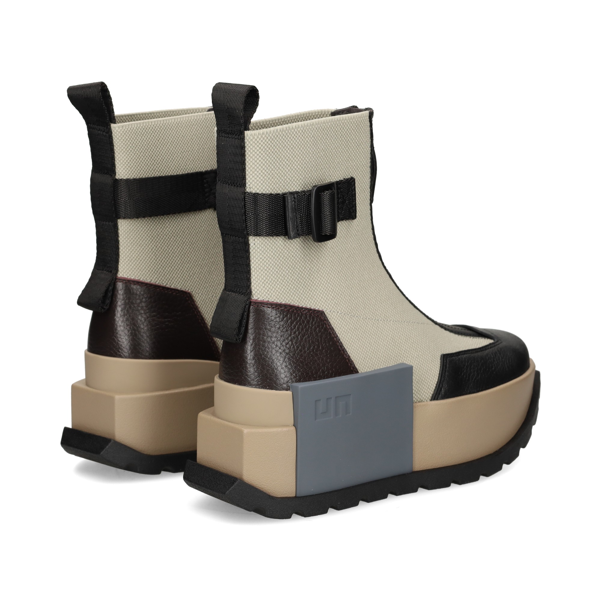 botin-plataforma-calcetin-gris