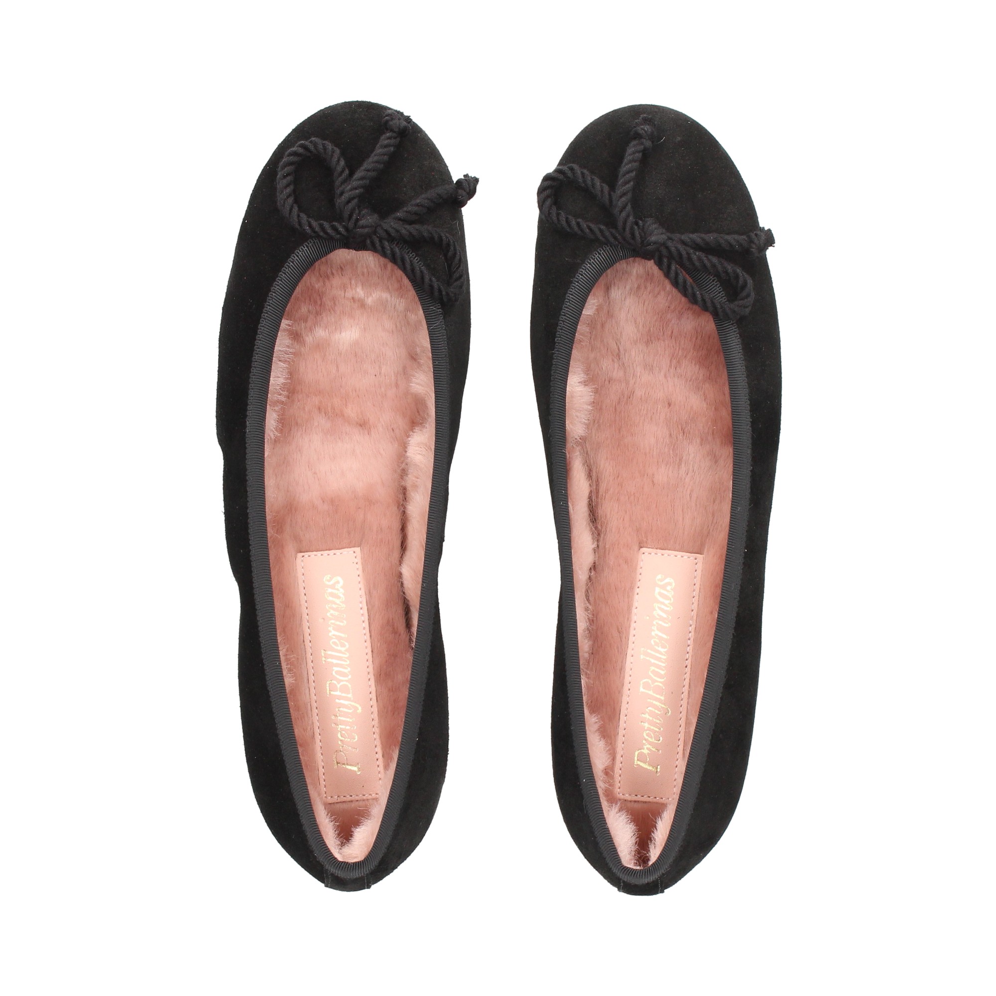 bailarina-pelo-lazo-ante-negro