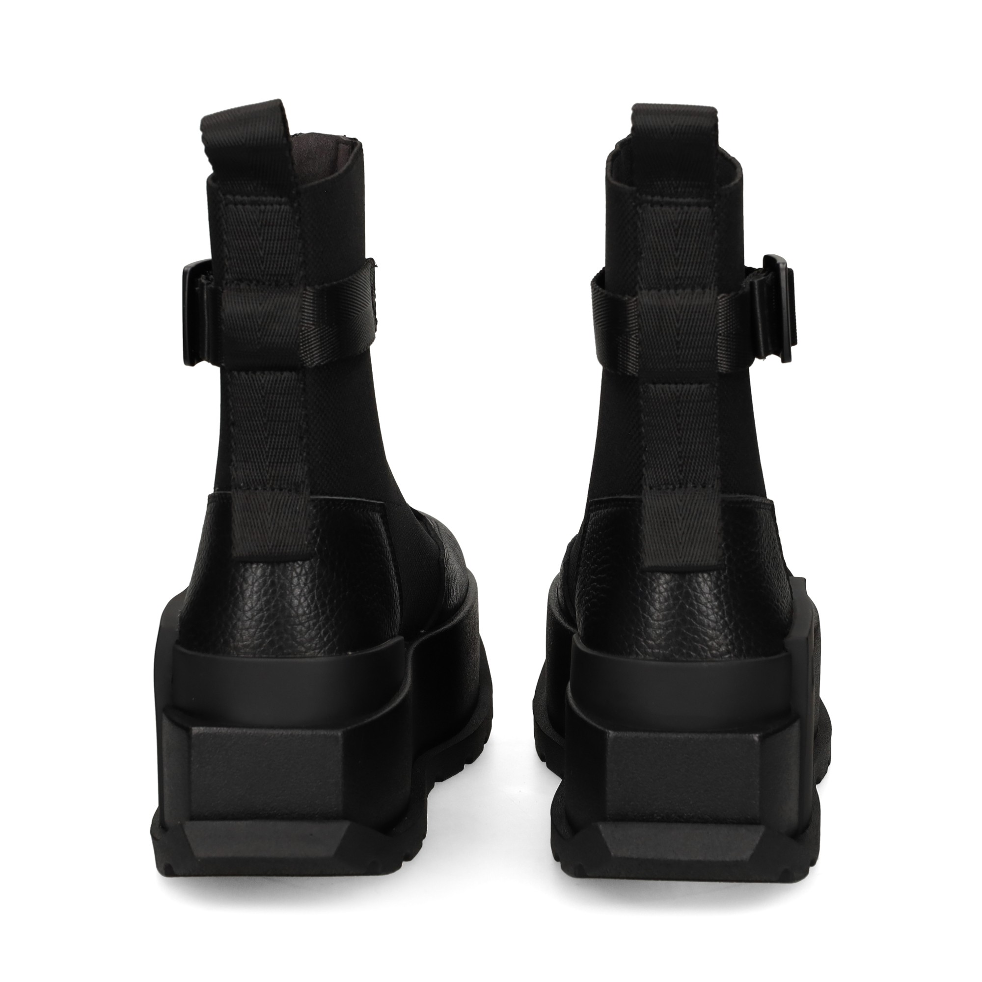botin-plataforma-calcetin-negro
