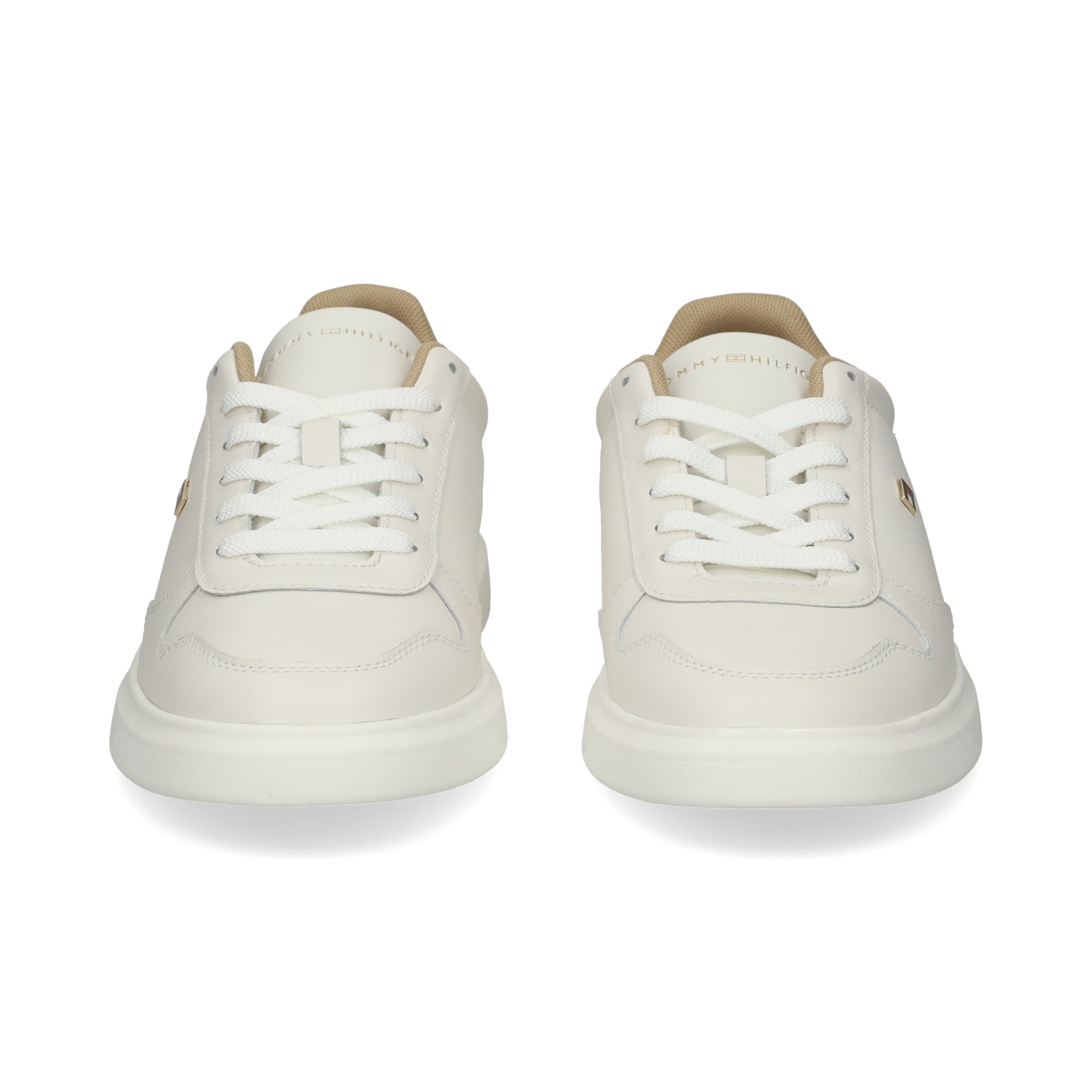 deportivo-talonera-beige-piel-blanco