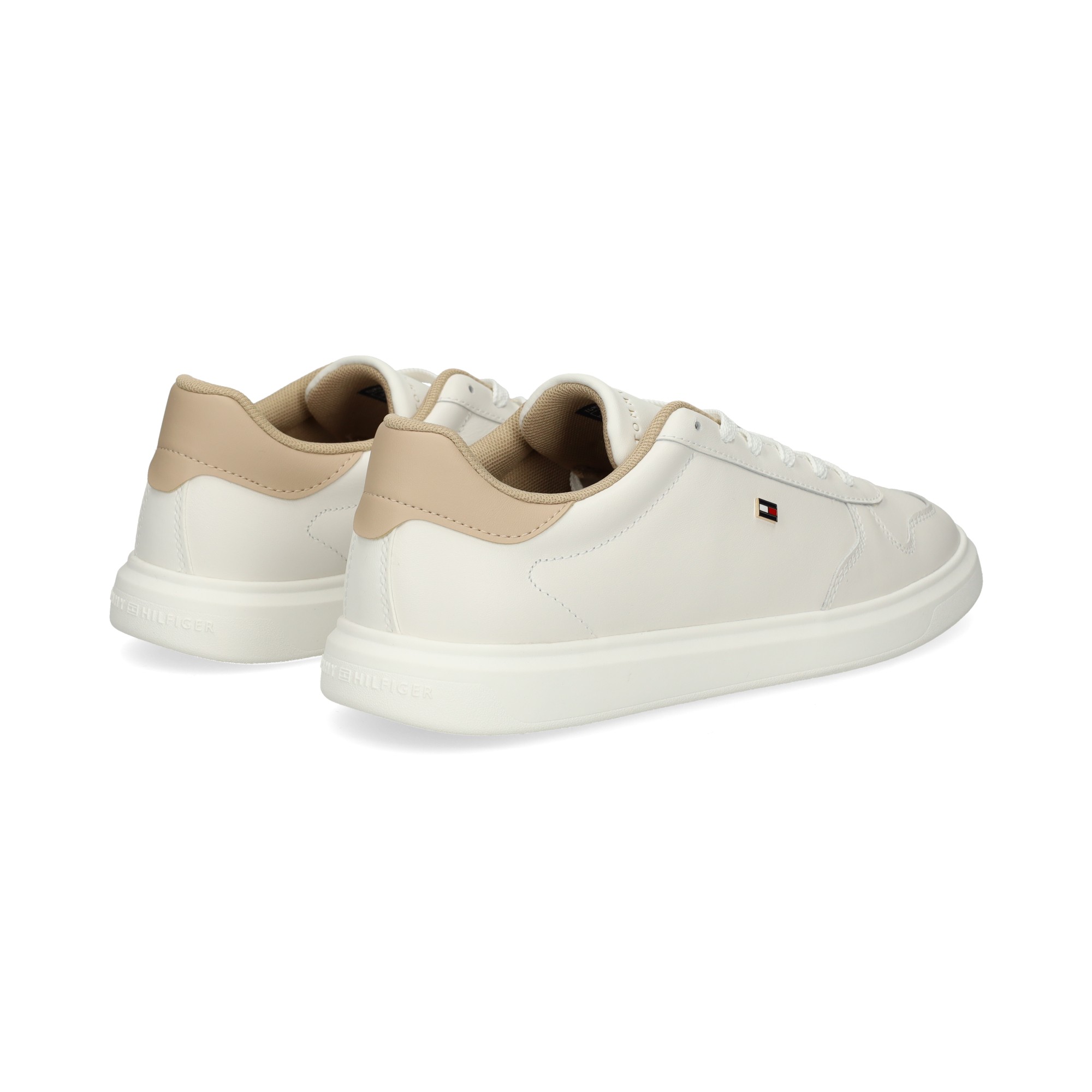 deportivo-talonera-beige-piel-blanco