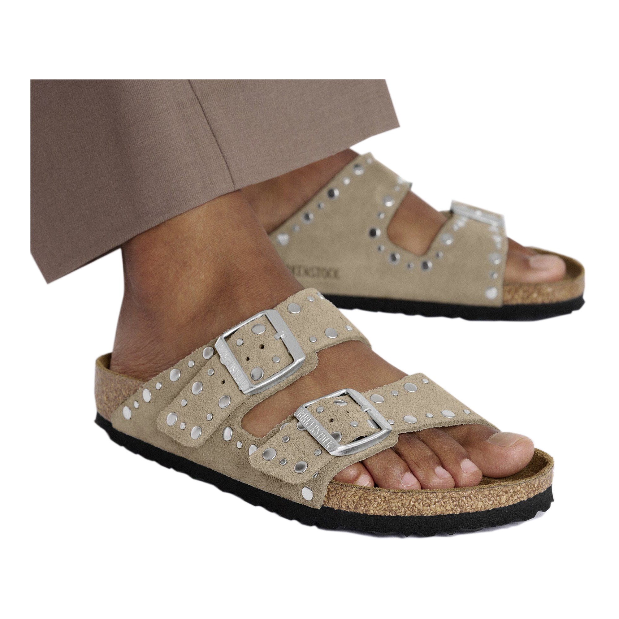 sandalia-2-hebillas-tachuelas-ante-taupe