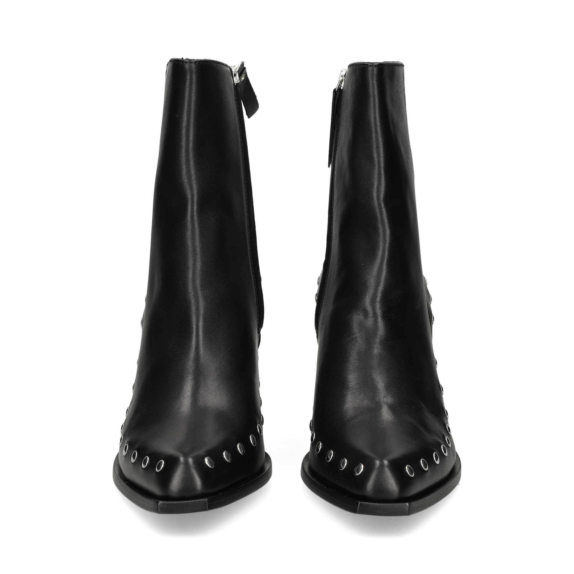 botin-tachuelas-contorno-ante-negro
