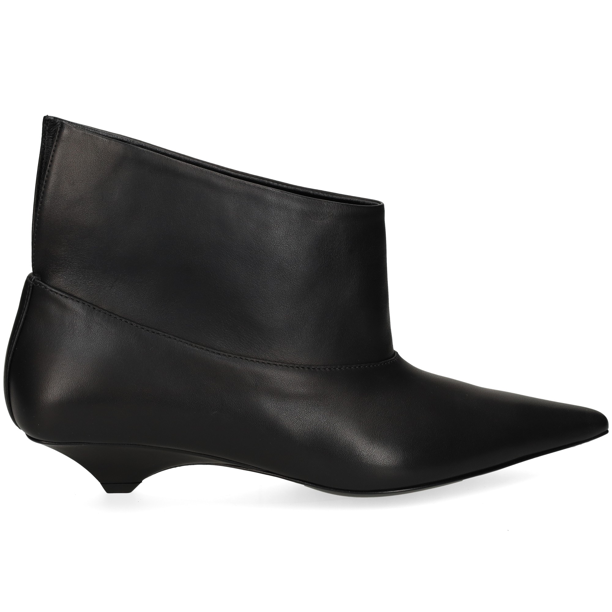 botin-ante-negro