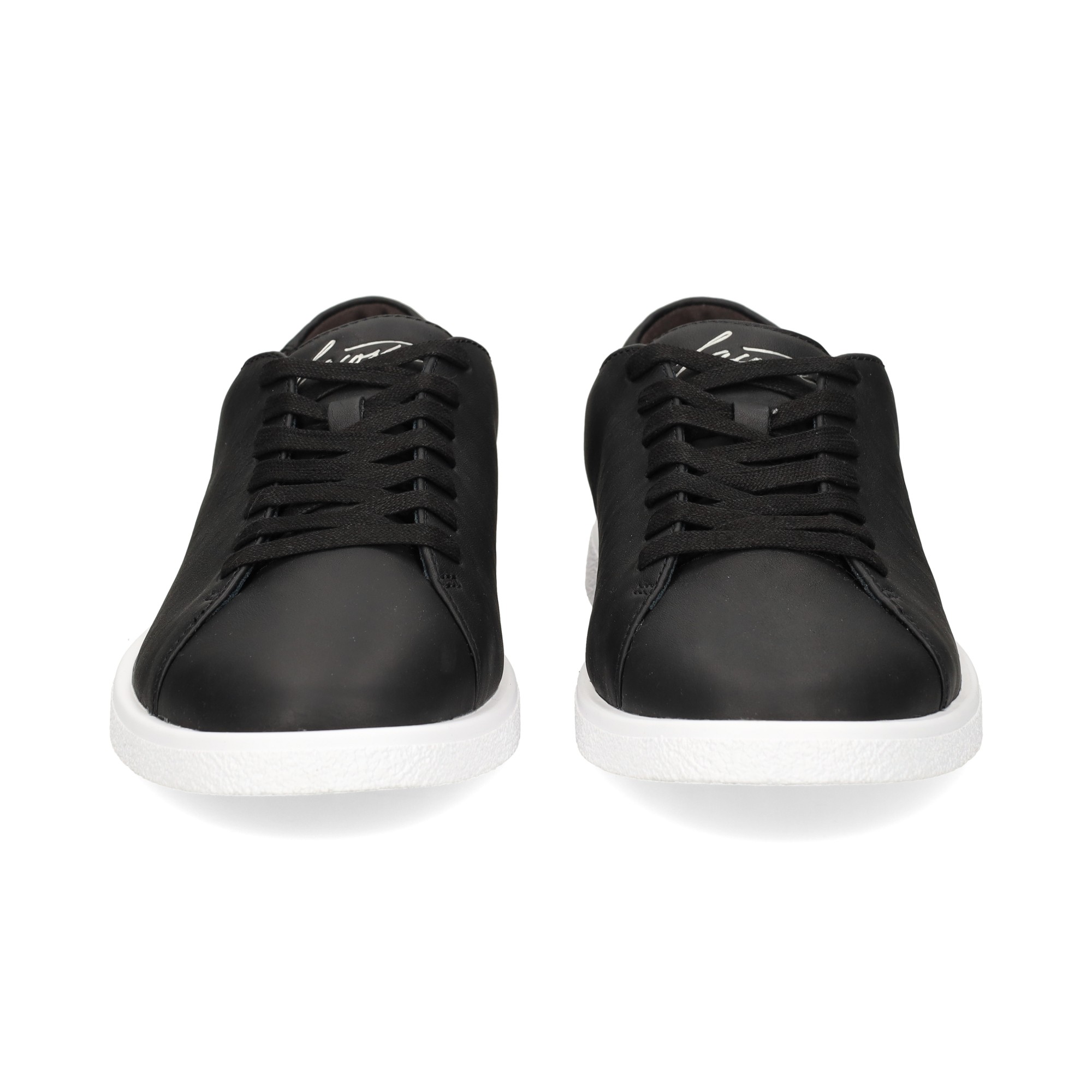 zapatilla-firma-lacoste-piel-negro