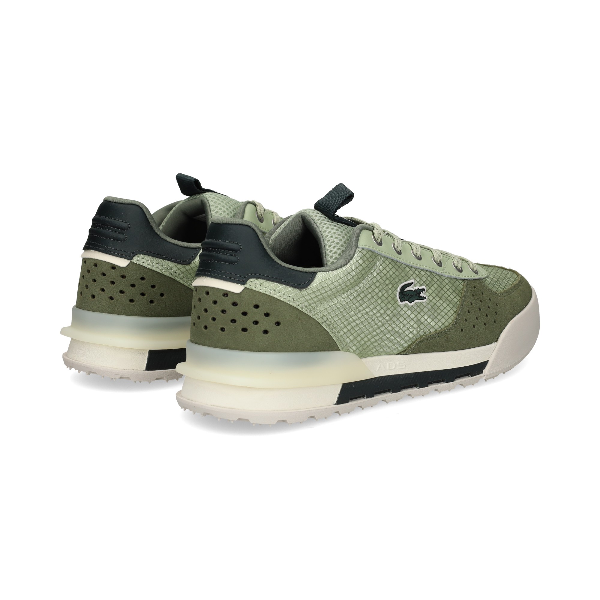 zapatilla-ante-perforado-tejido-verde