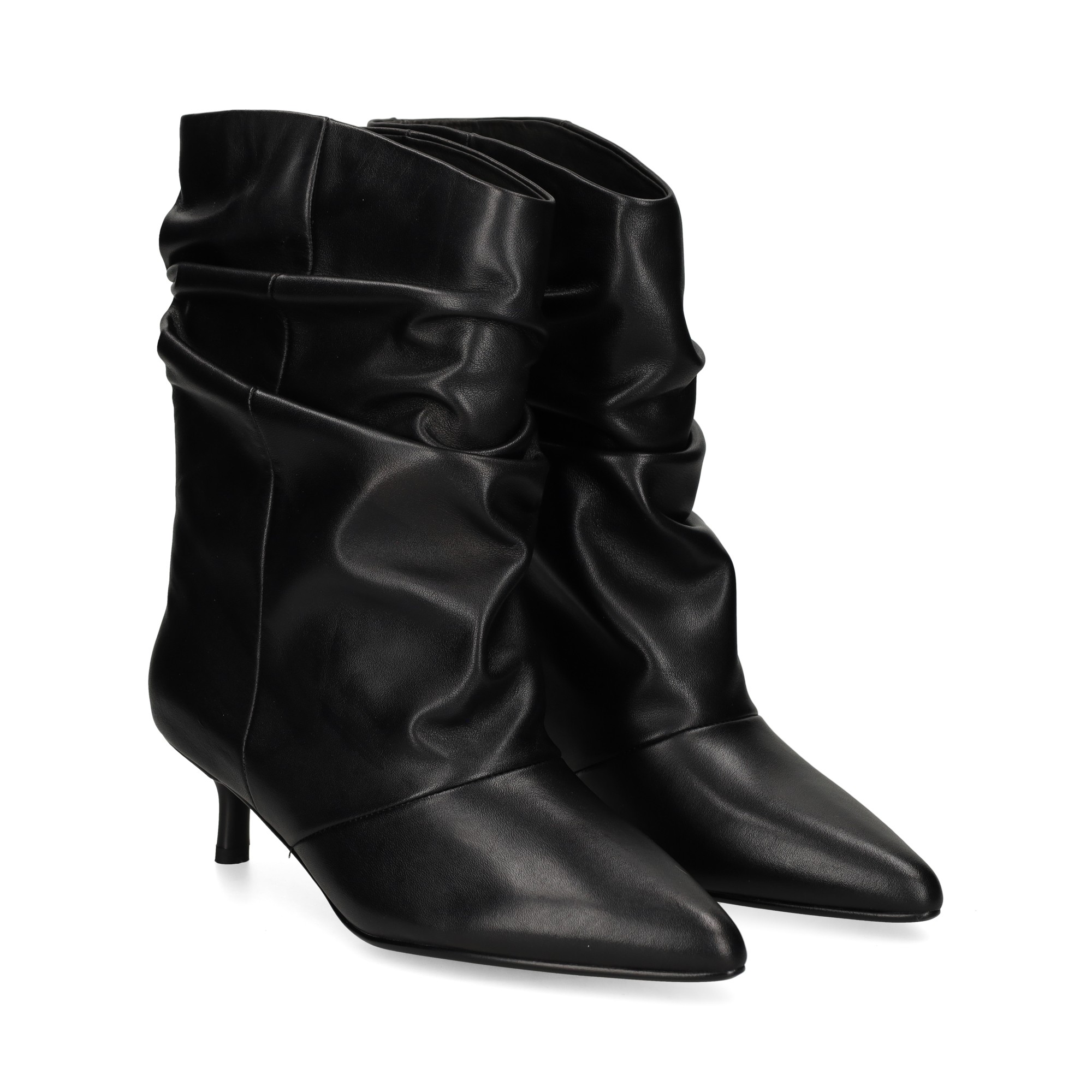 botin-arrugas-piel-negro