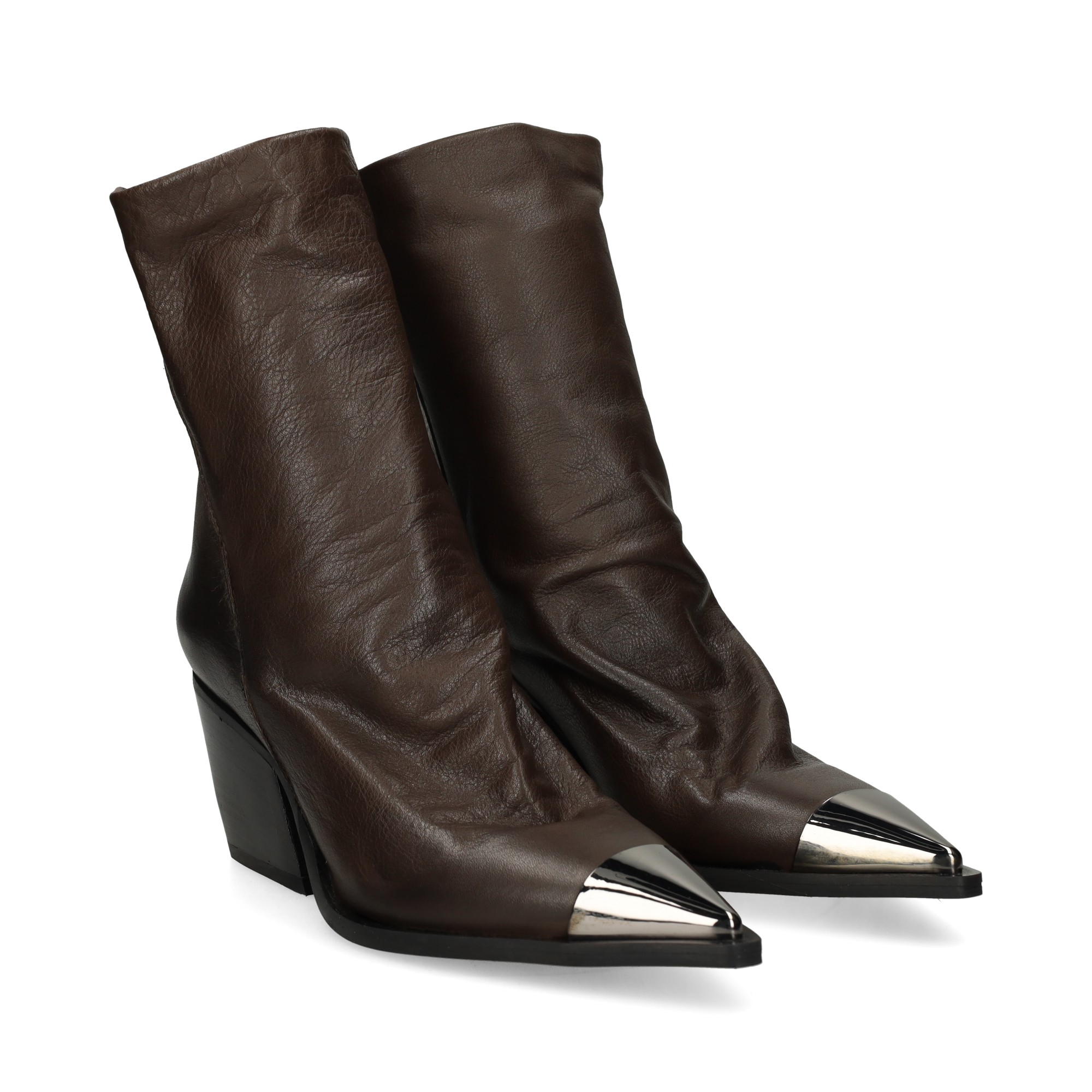 botin-punta-metaliza-piel-moka
