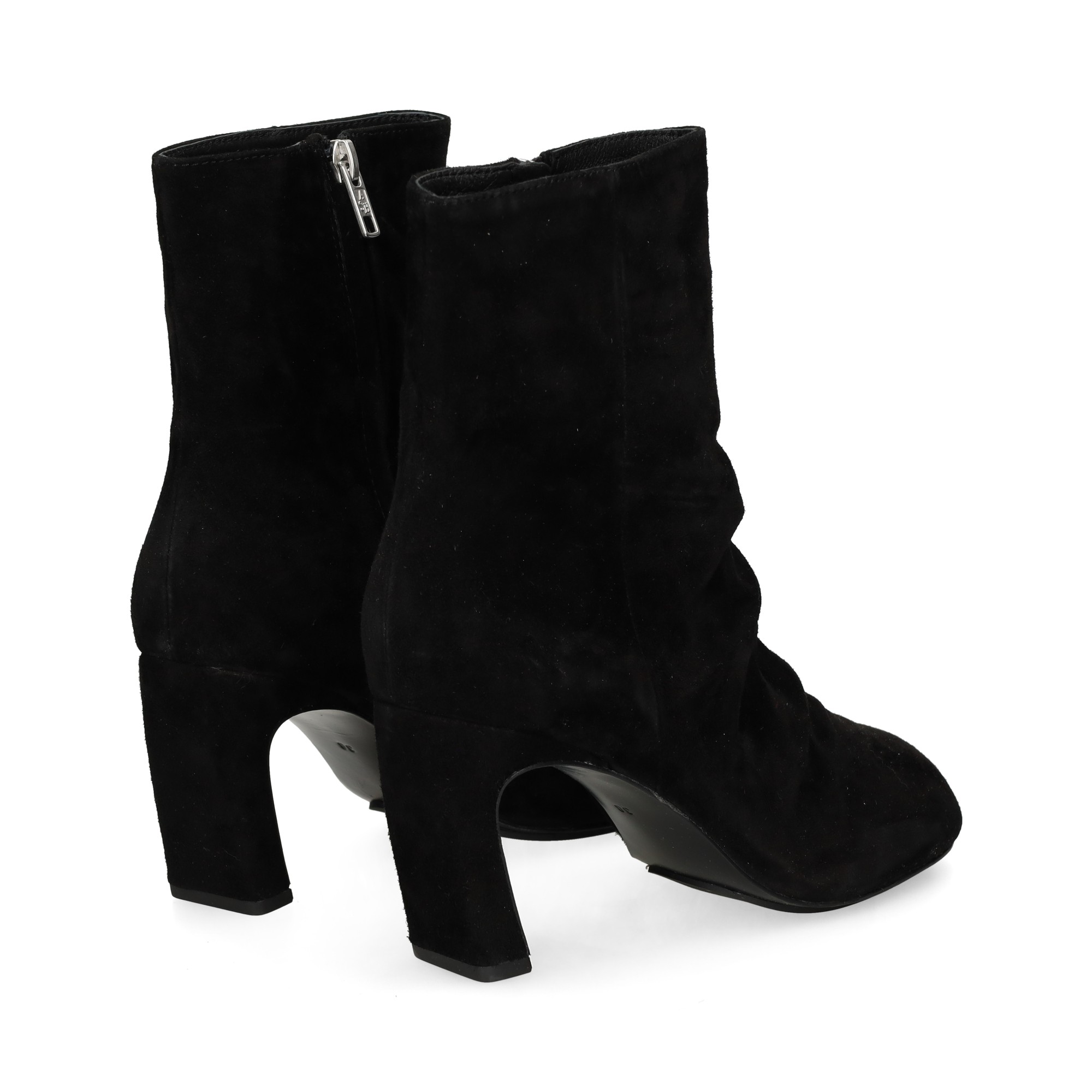 botin-tacon-ante-negro