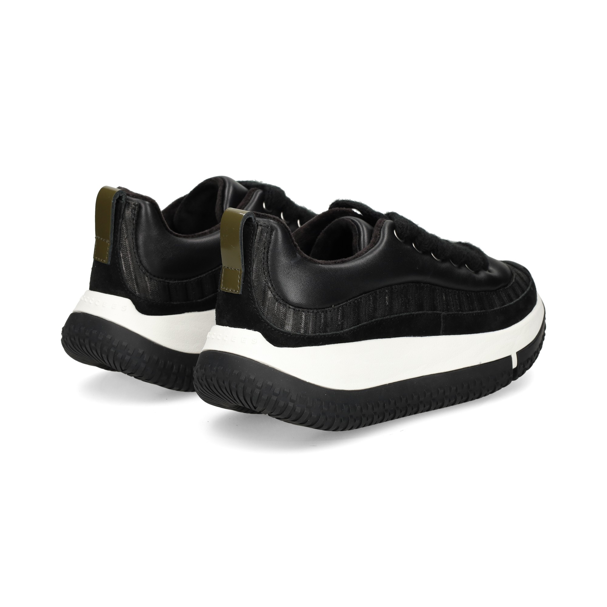 deportivo-pelo-piel-negro