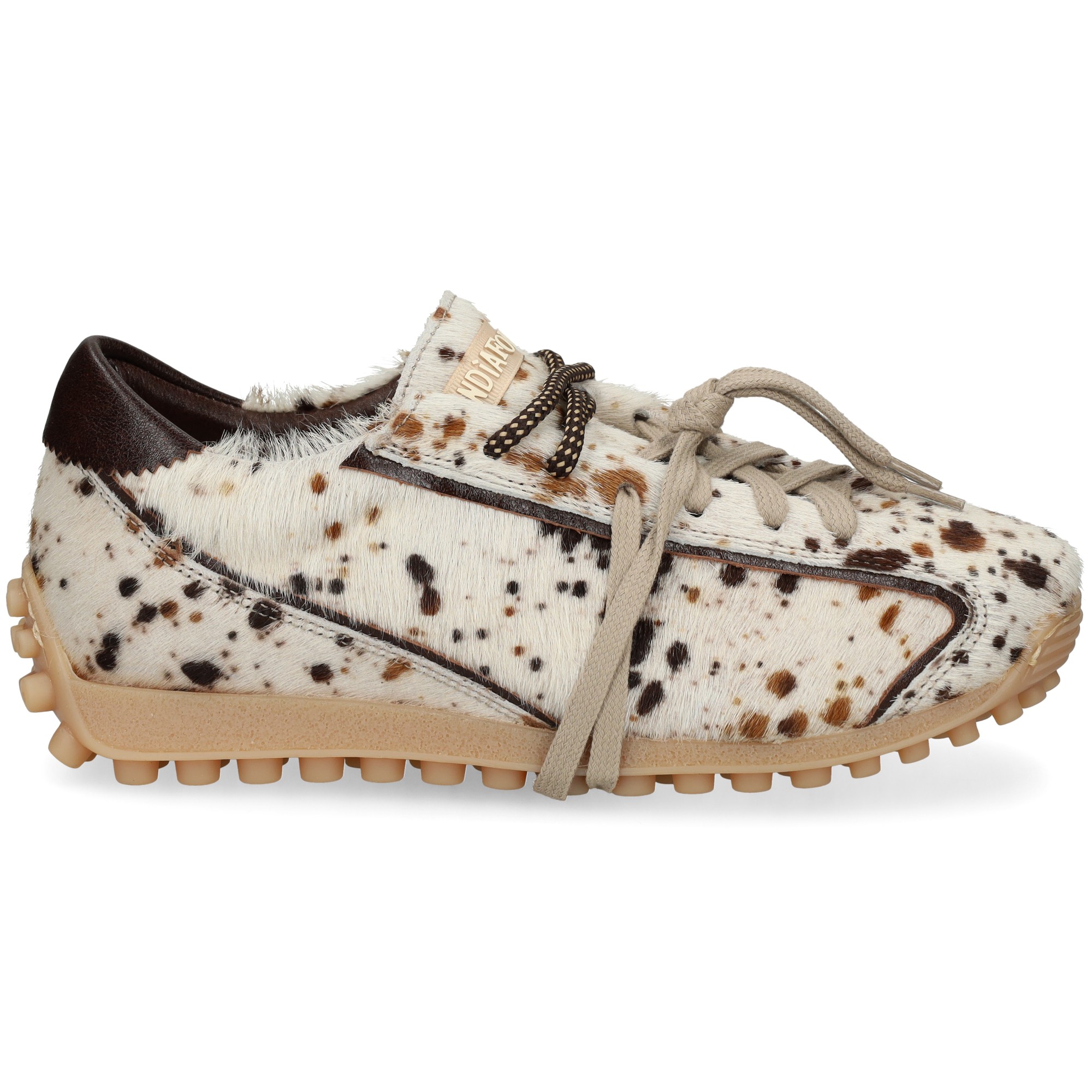 deportivo-pelo-beige
