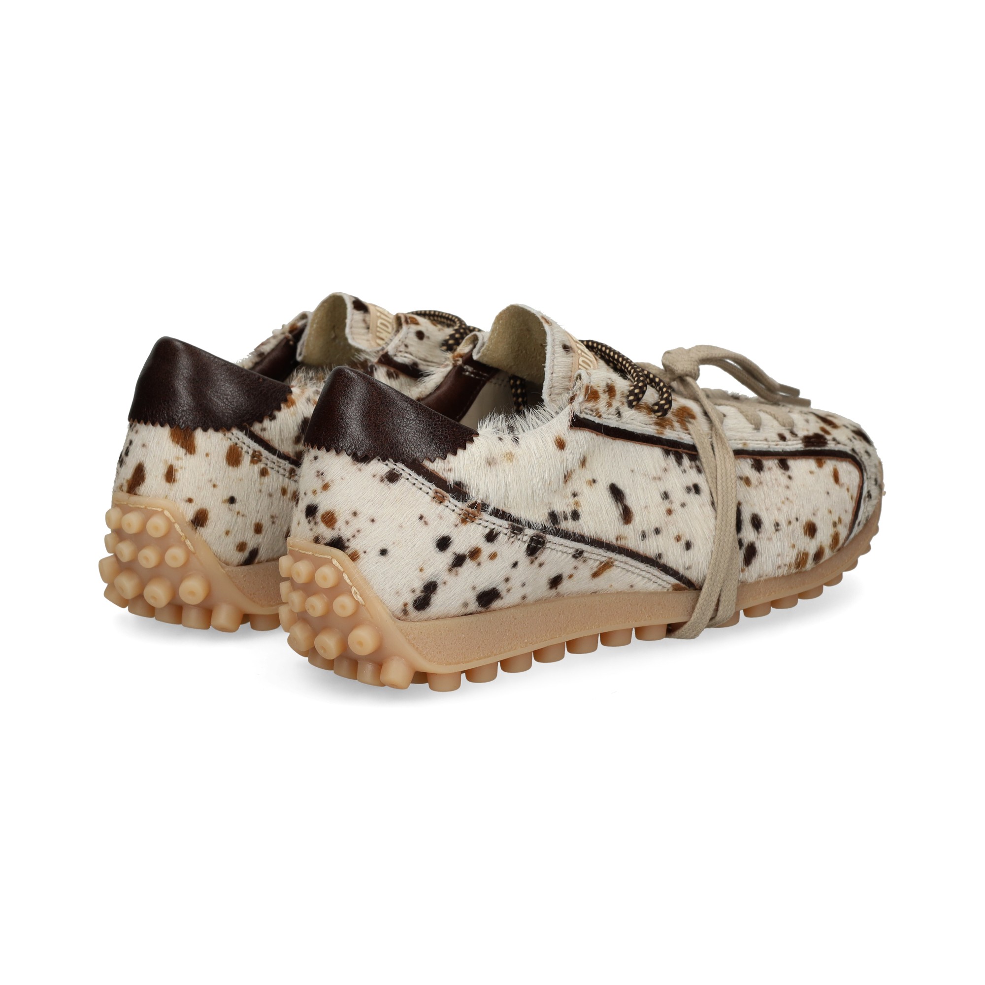 deportivo-pelo-beige