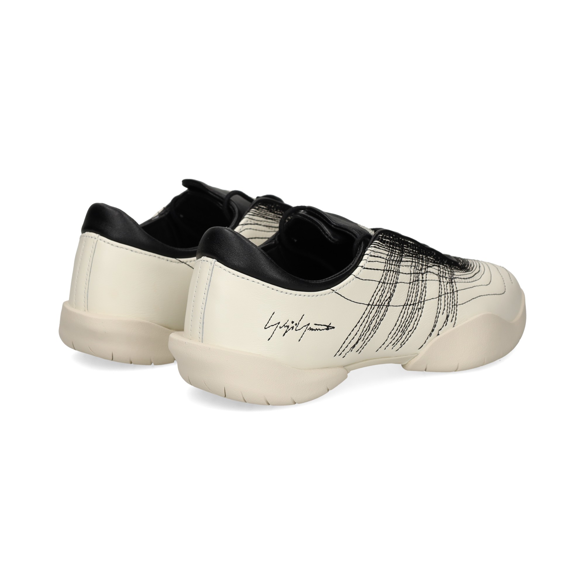 deportivo-piel-negro-hielo