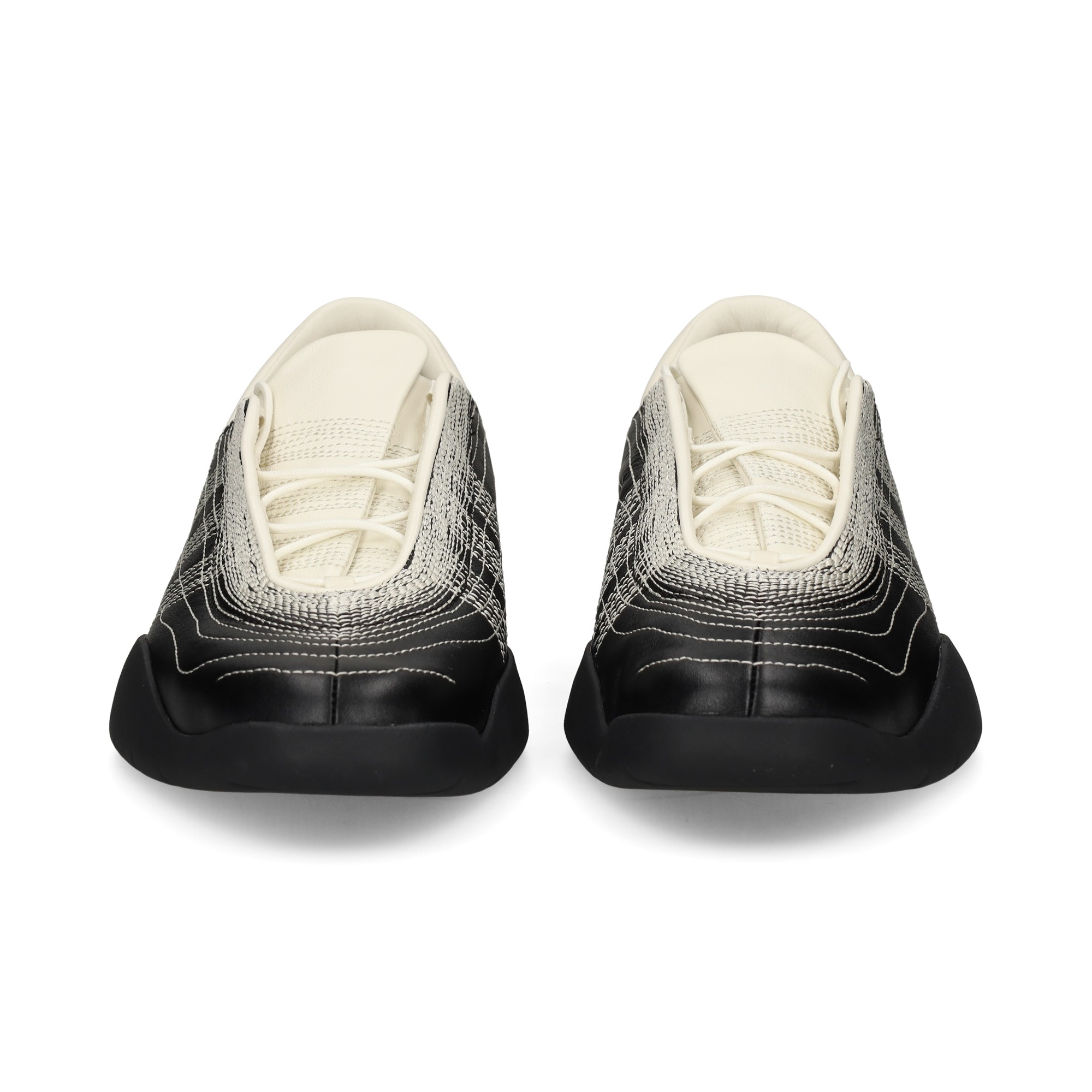 deportivo-piel-hielo-negro