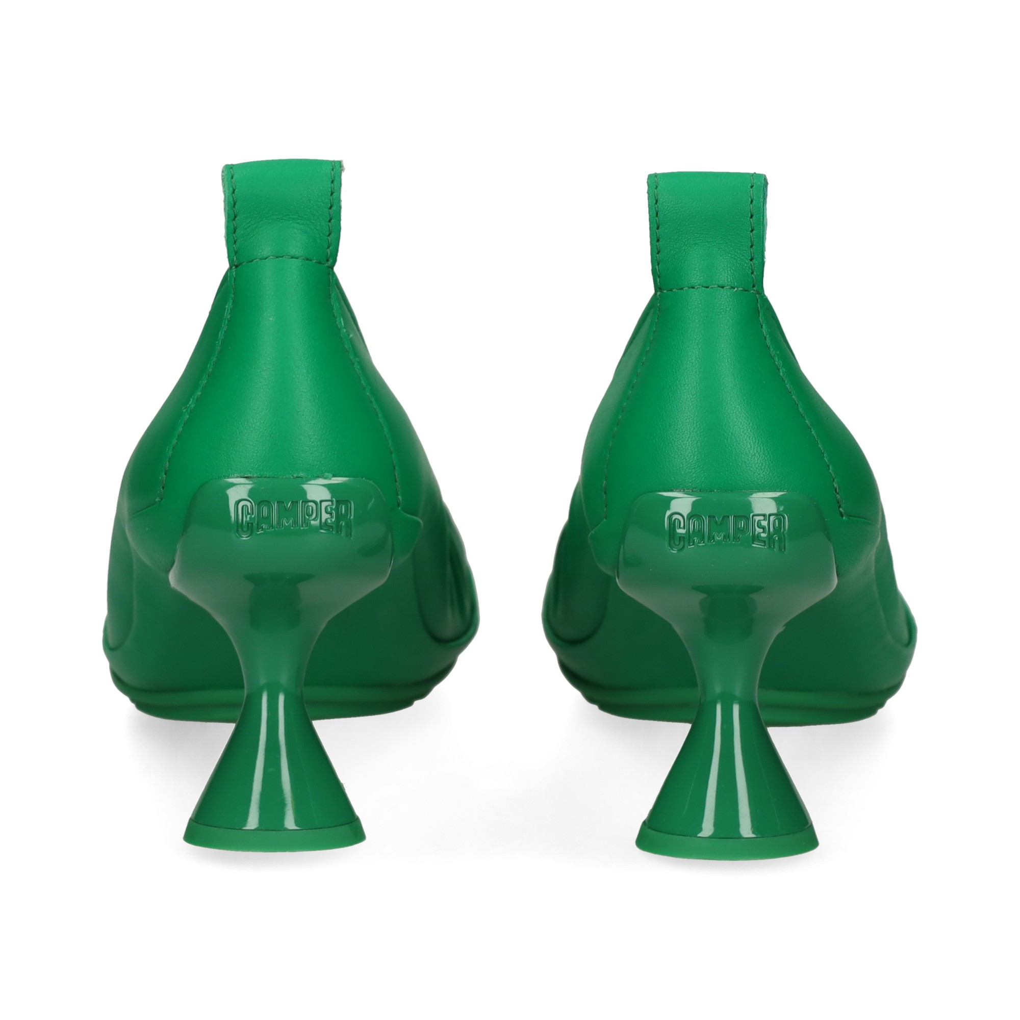 salon-plataforma-piel-verde
