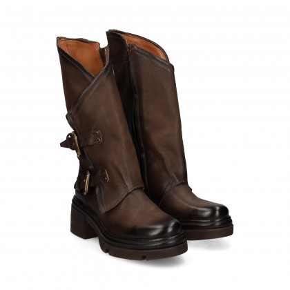 bota-hebillas-piel-moka