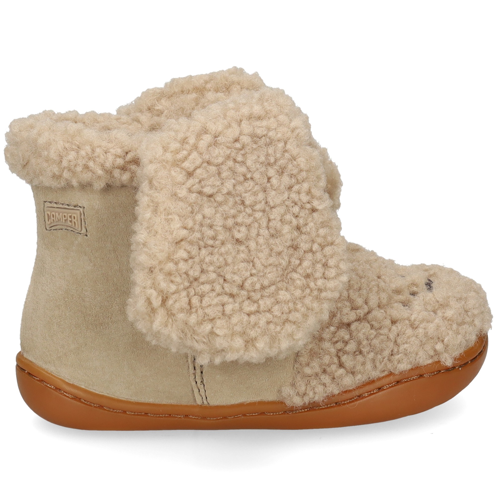 botin-orejas-de-borreguito-ante-beige