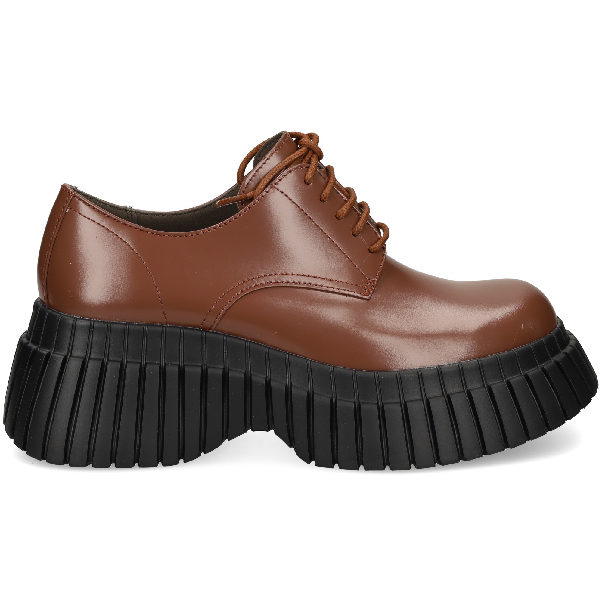 blucher-plataforma-piel-cuero