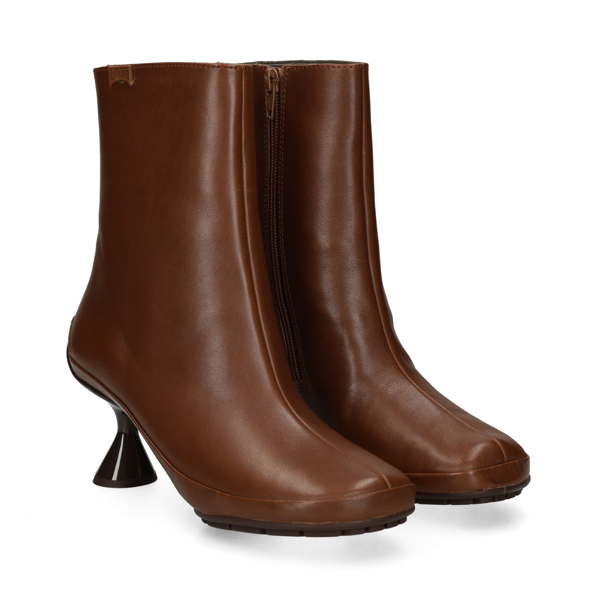 botin-plataforma-piel-cuero