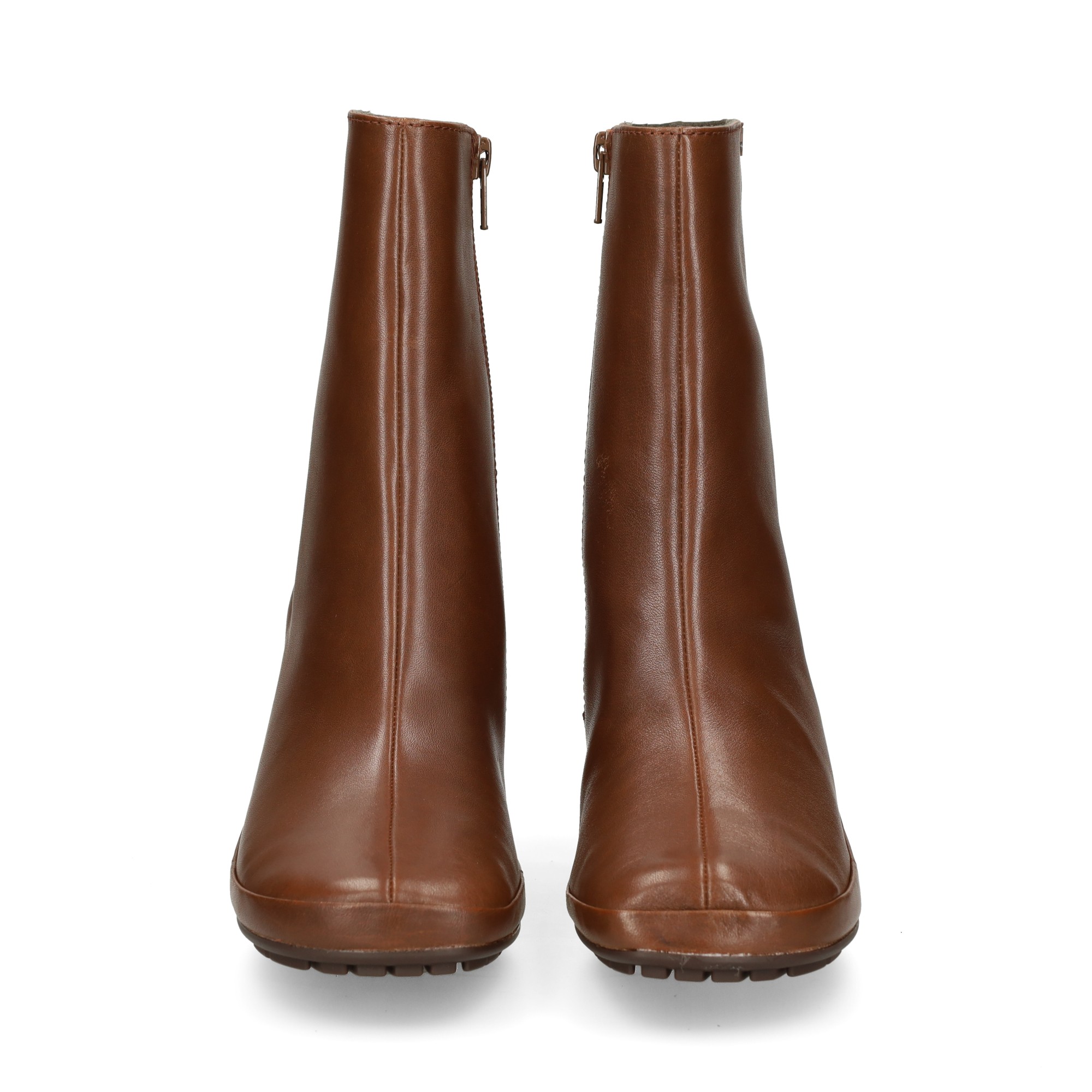botin-plataforma-piel-cuero