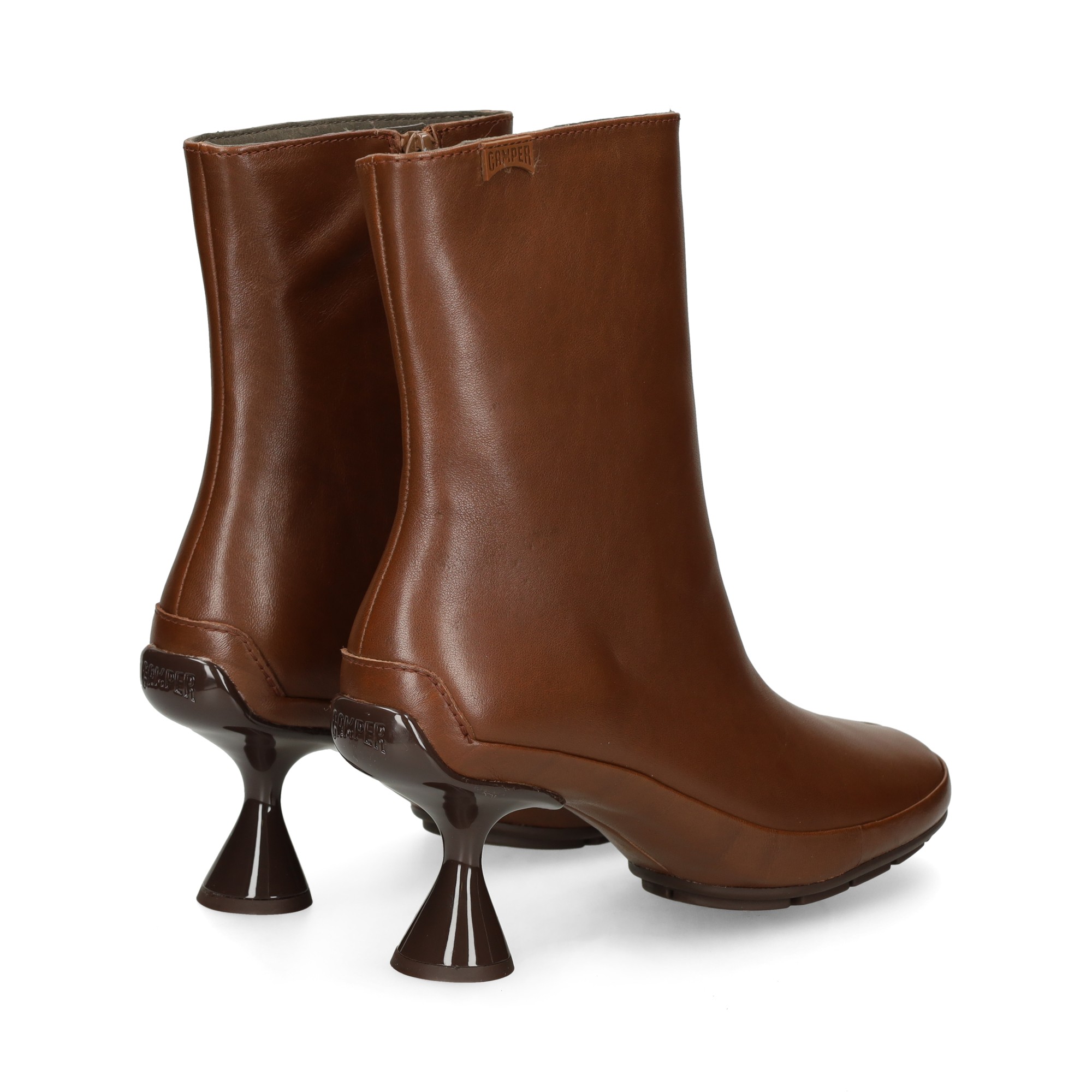 botin-plataforma-piel-cuero