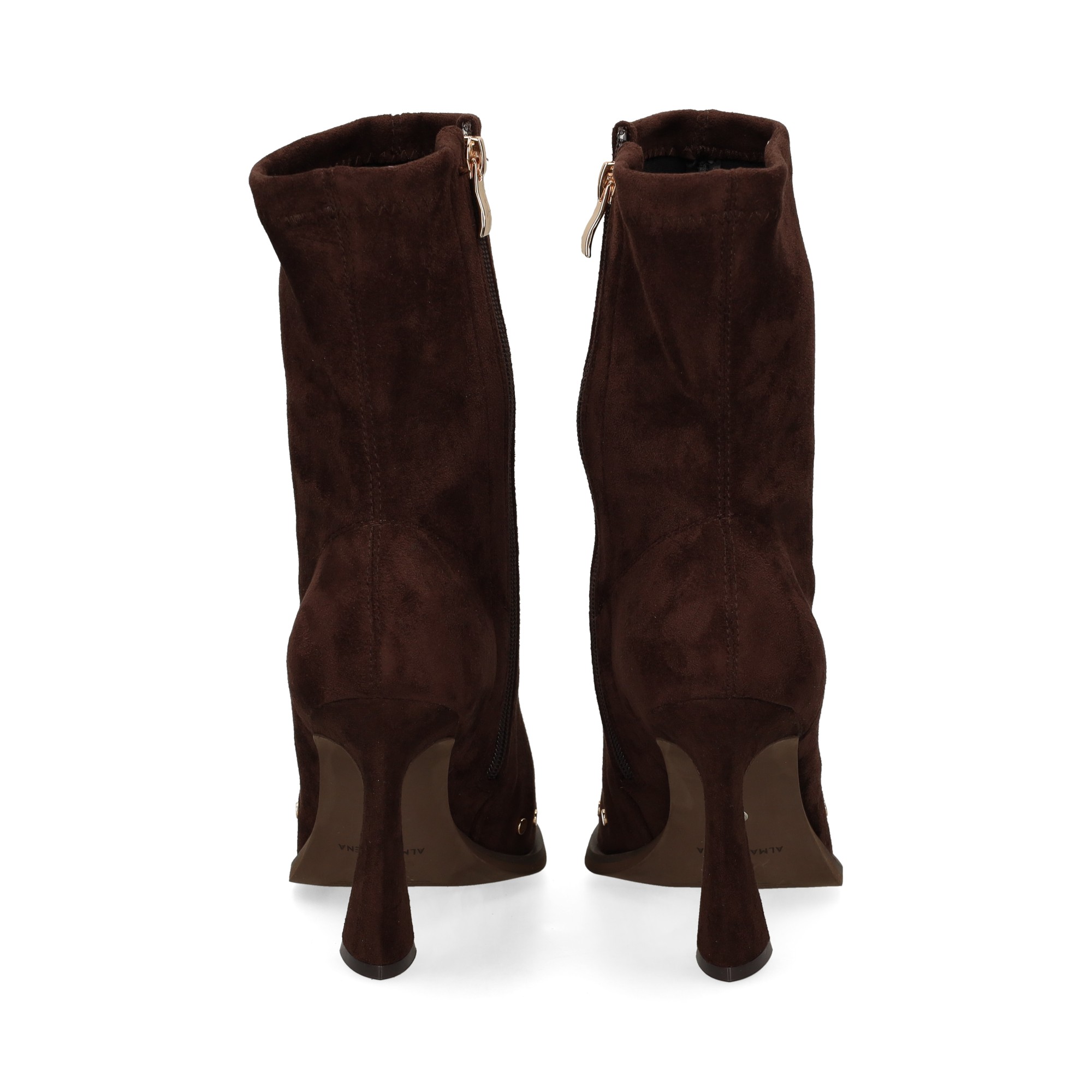 botin-tacon-plataforma-tachas-ante-moka