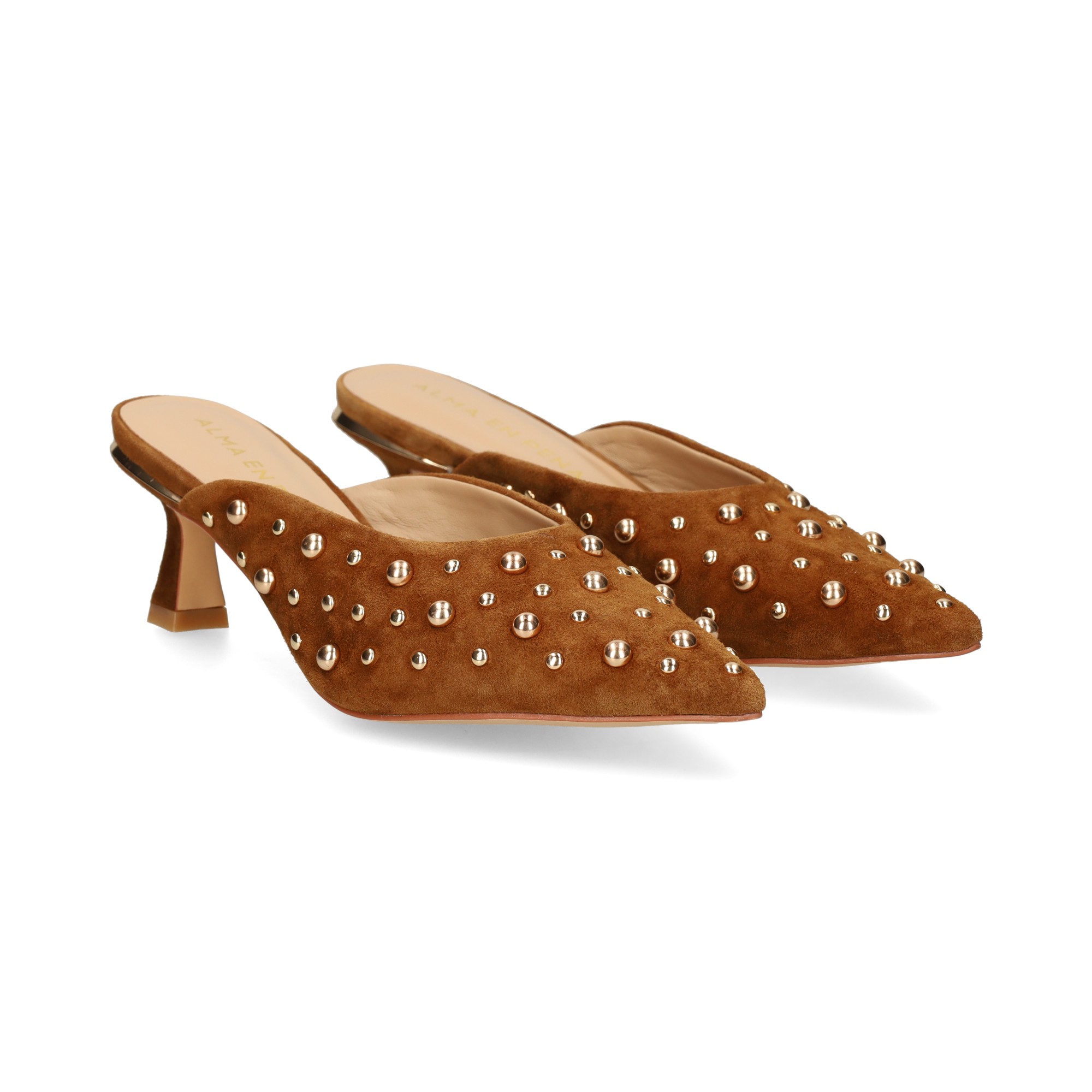 mule-de-tacon-ante-tachas-camel