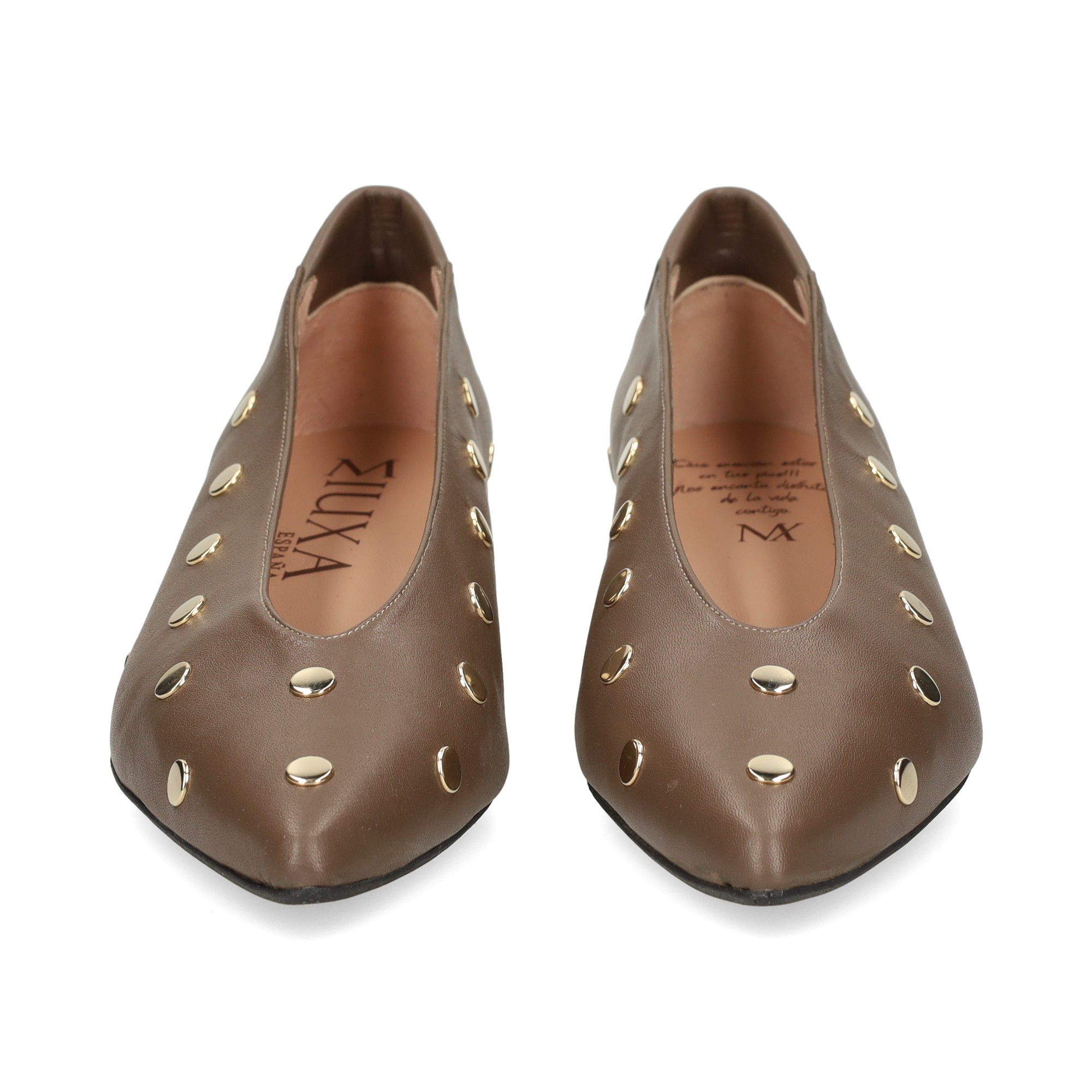 bailarina-tacon-tachas-kaki