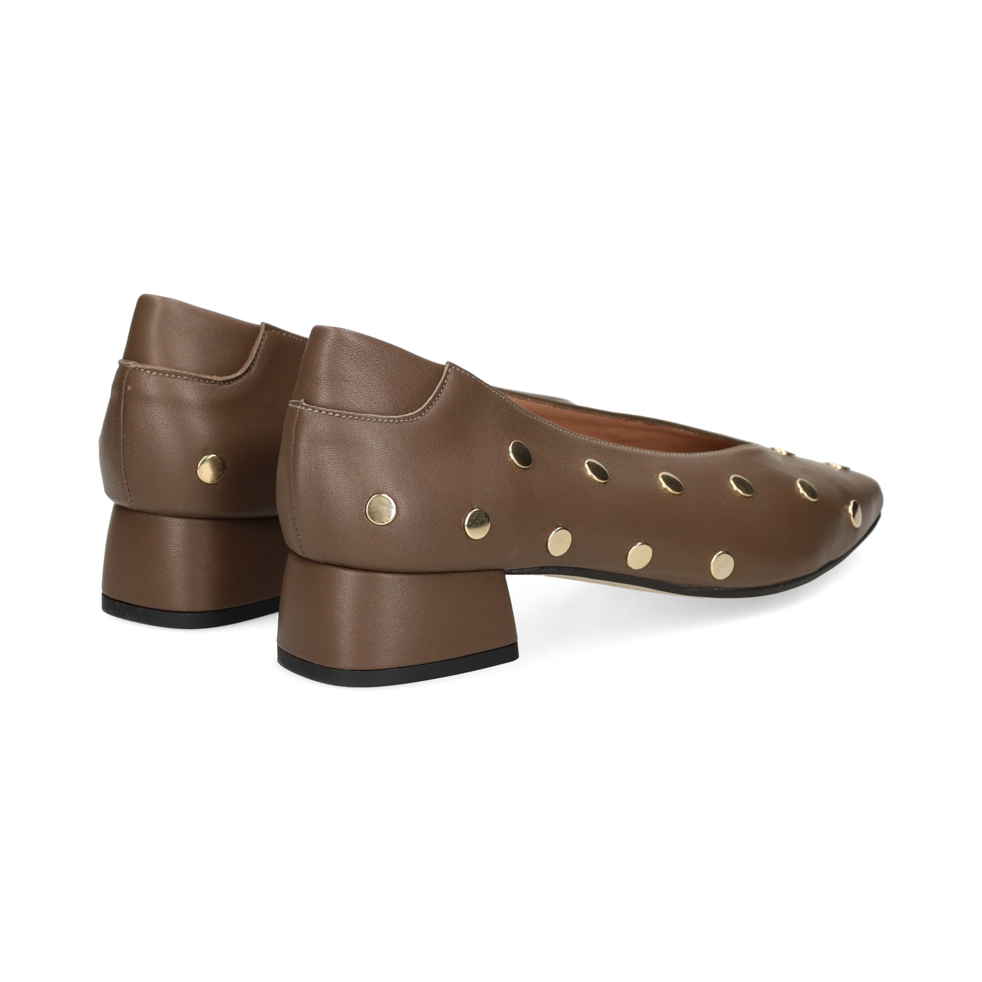 bailarina-tacon-tachas-kaki