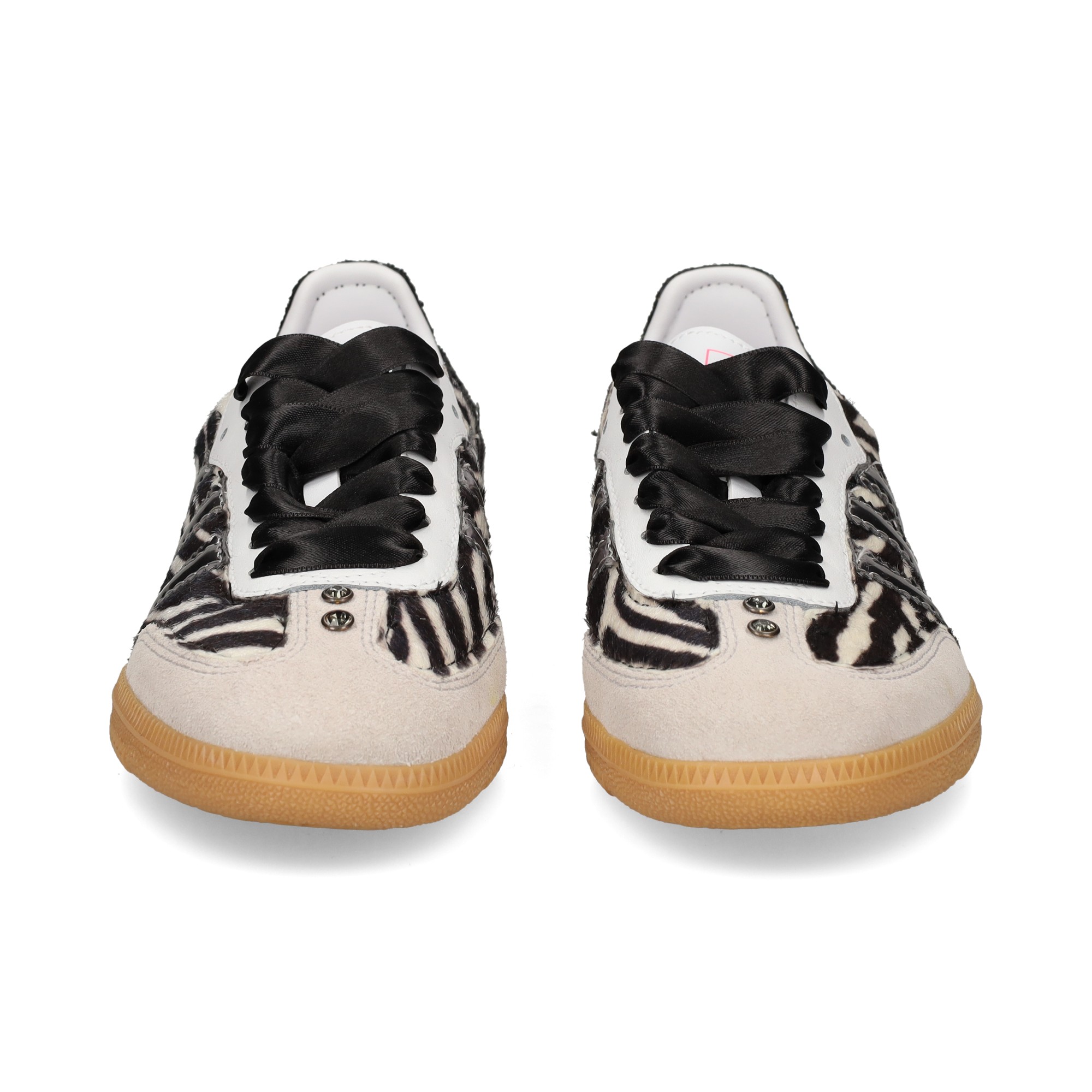 zapatilla-3-bandas-plata-pelo-zebra