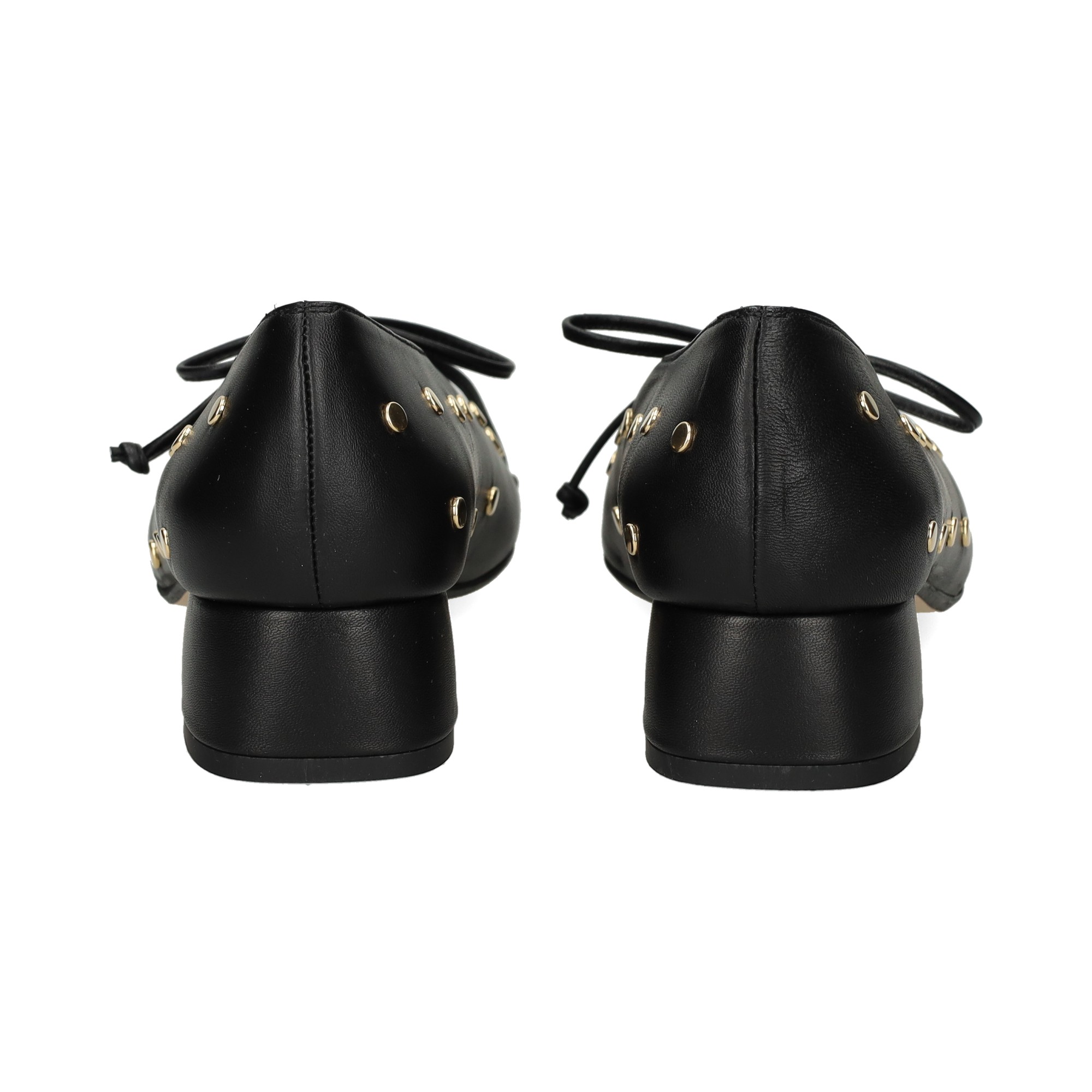 mercedes-tacon-lazo-stras-piel-negro