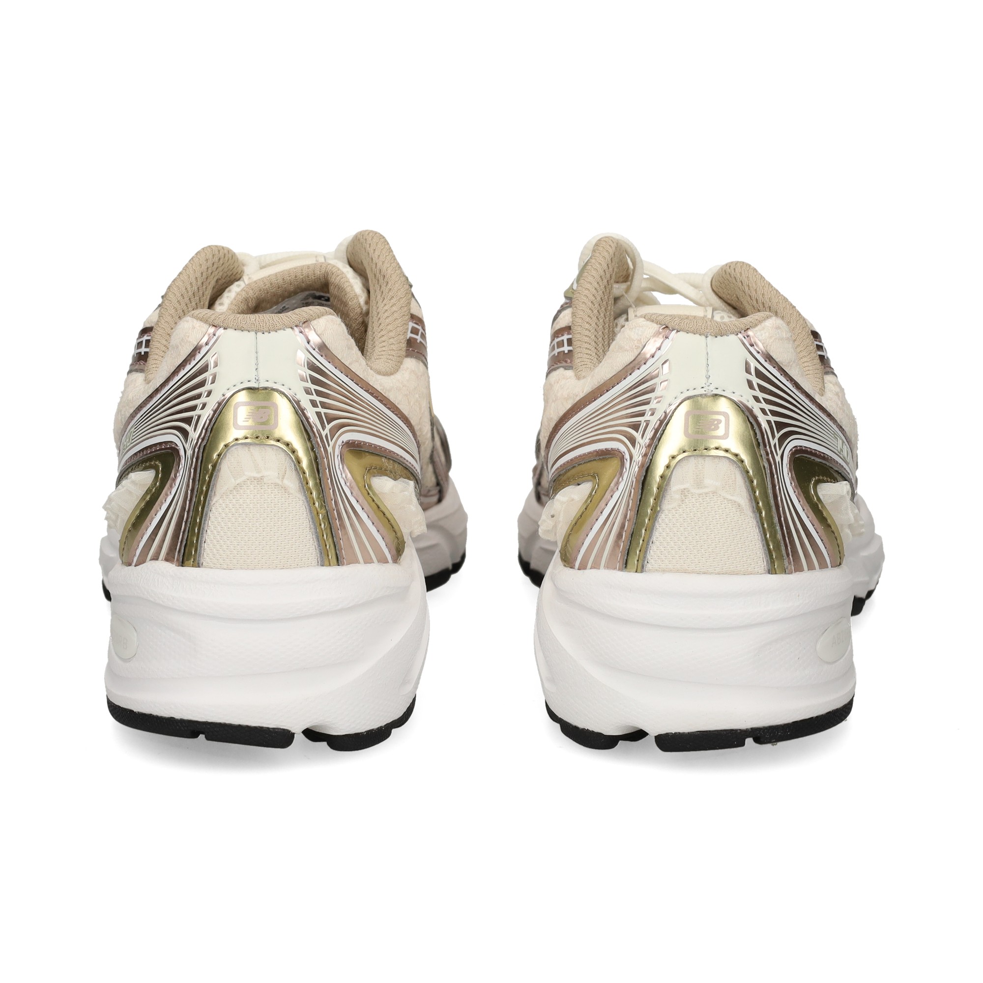 deportivo-encajevolante-beige