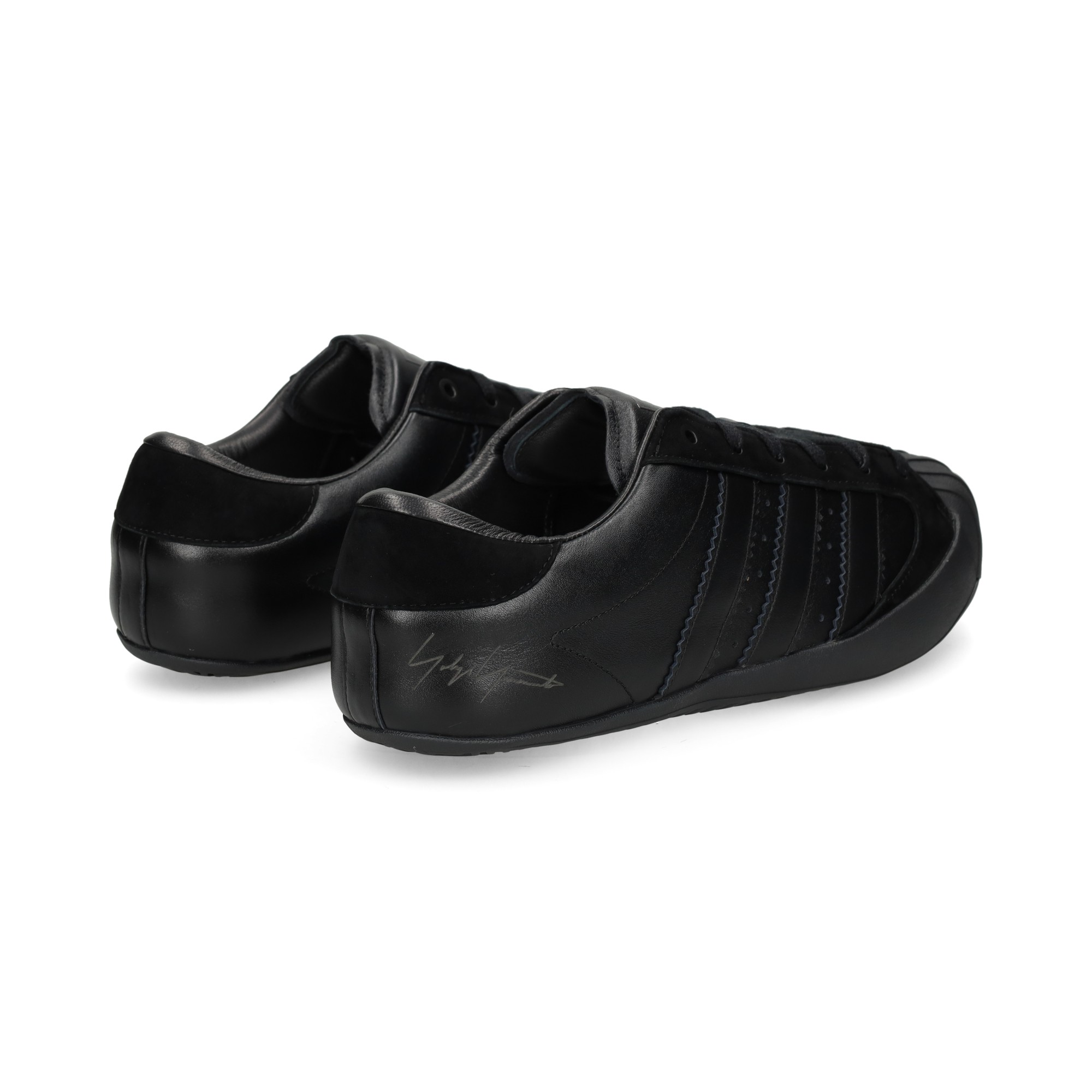 deportivo-piel-negro