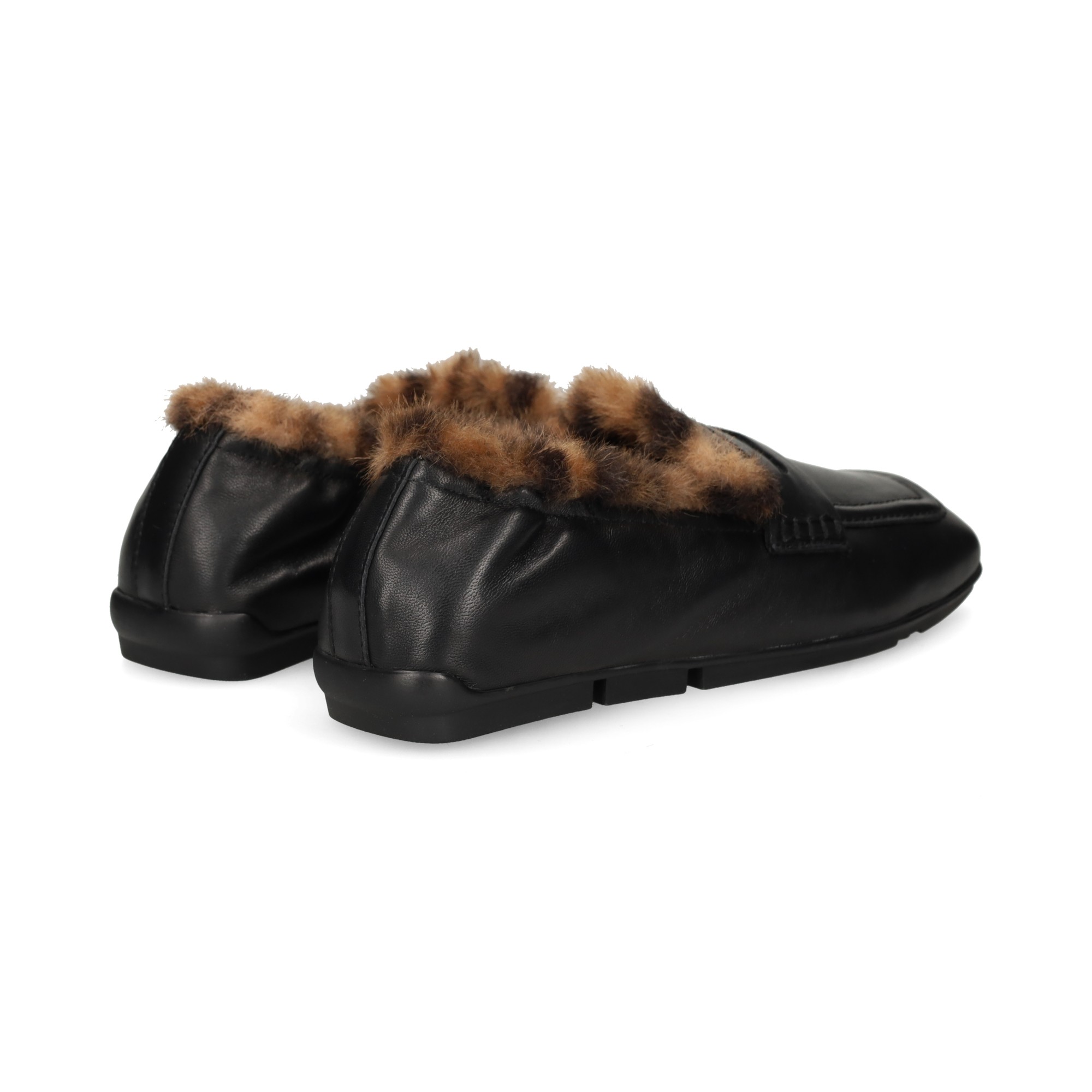 mocasin-forro-leopardo-piel-negro