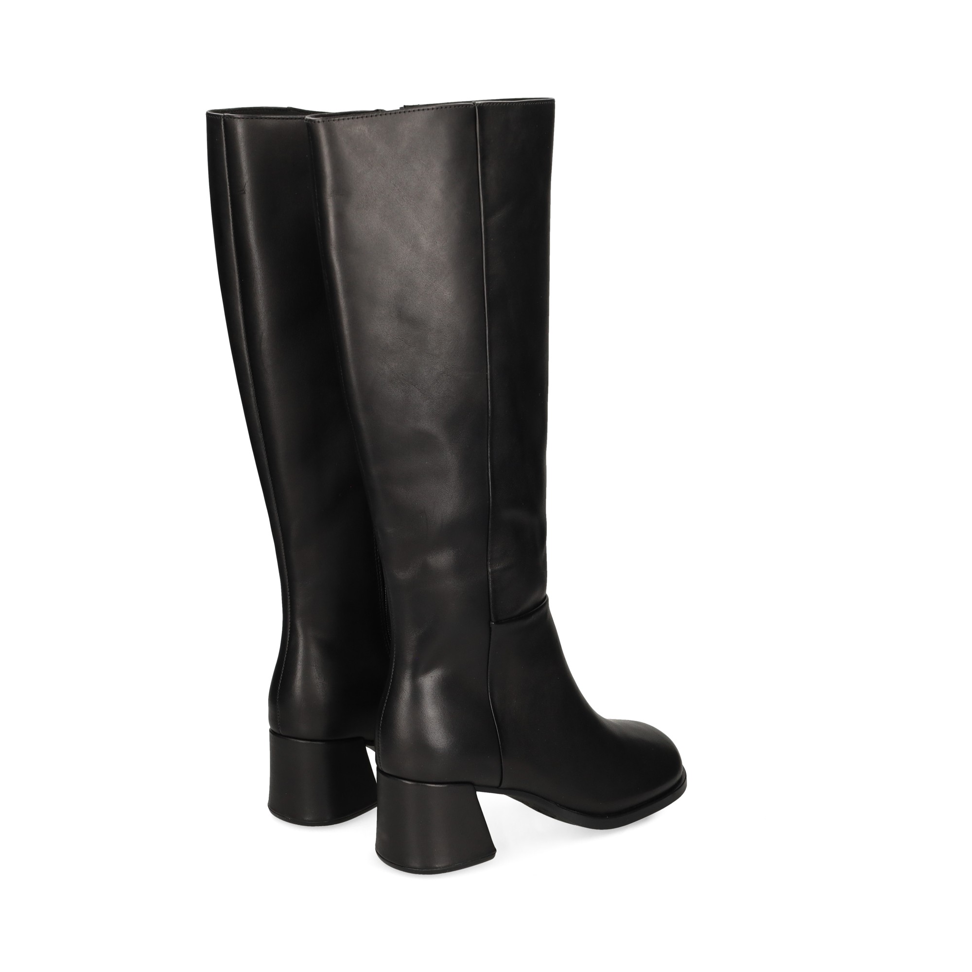 bota-tacon-piel-negro