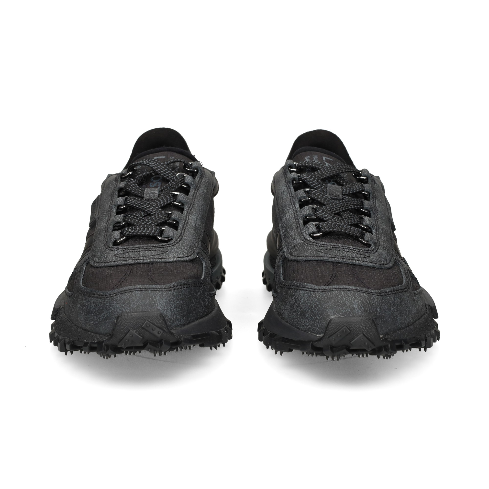 zapatilla-running-malla-piel-negro